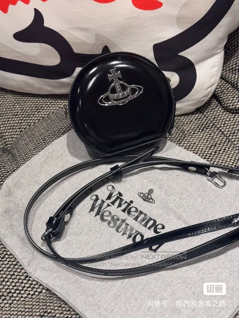 Vivienne Westwood Vivienne Westwood size os Leather Black Small Round Bag Size ONE SIZE - 1 Thumbnail