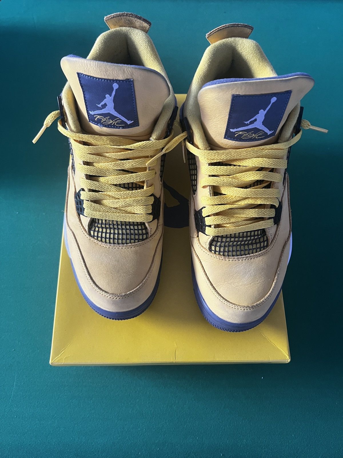Jordan Brand Jordan 4 Lightning Size US 10.5 / EU 43-44 - 2 Thumbnail
