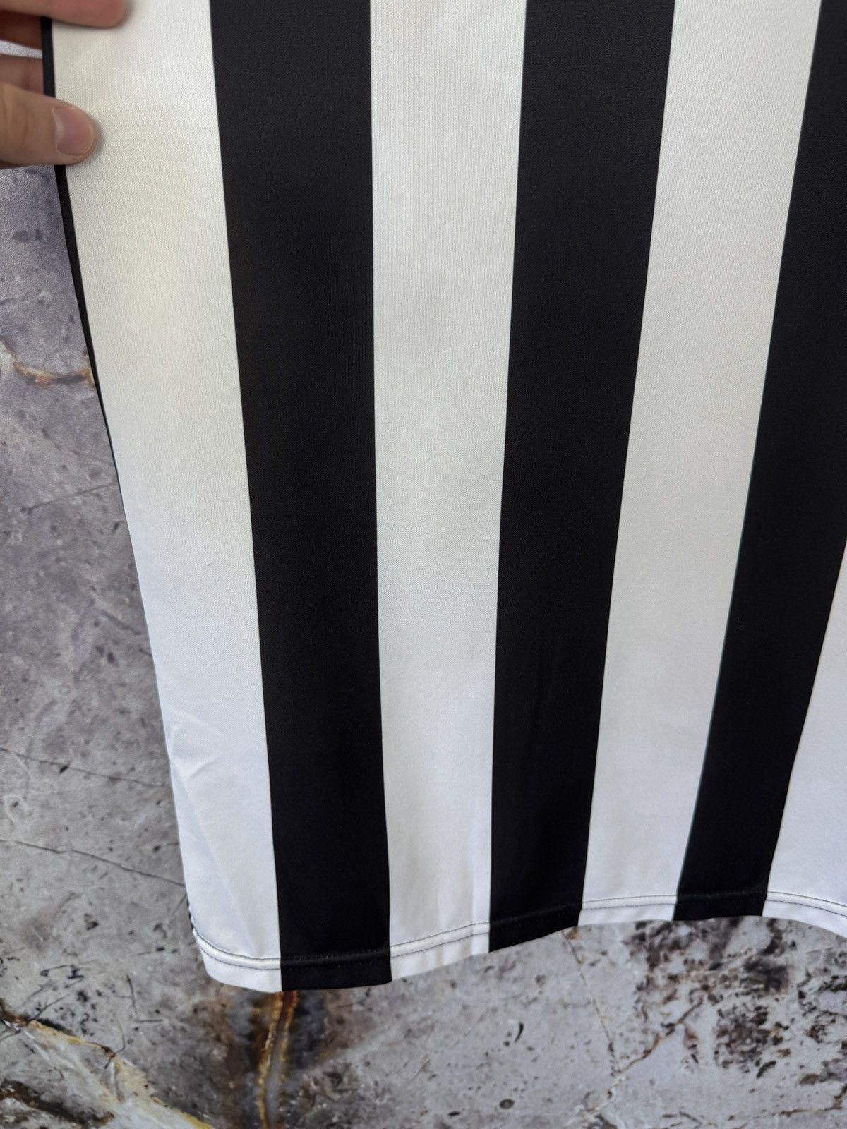 Vintage Score Draw Newcastle United Jersey 1983-1984 Retro Football Size US XL / EU 56 / 4 - 20 Thumbnail