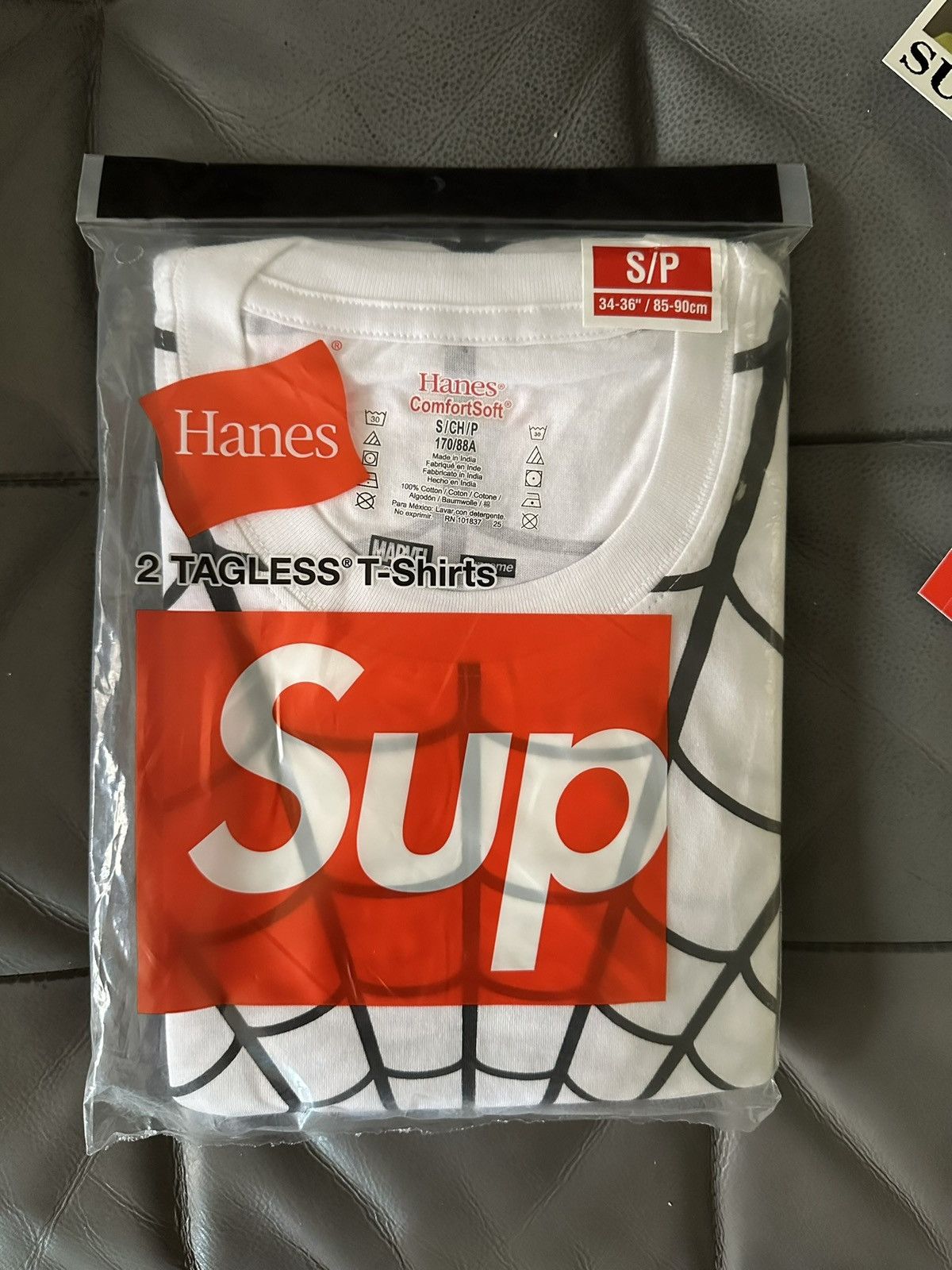 Supreme Supreme Hanes Spider-Man Tagless Tees (2 Pack) White Size US S / EU 44-46 / 1 - 1 Thumbnail