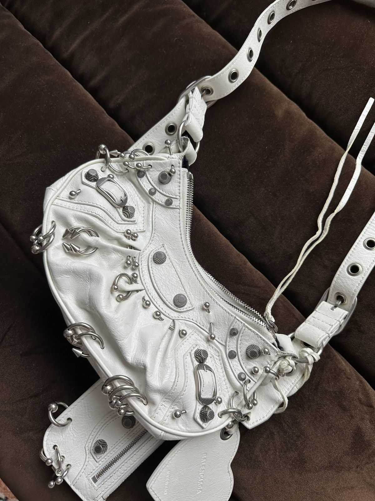 Balenciaga BALENCIAGA Le Cagole XS Leather Piercing Bag | Grailed