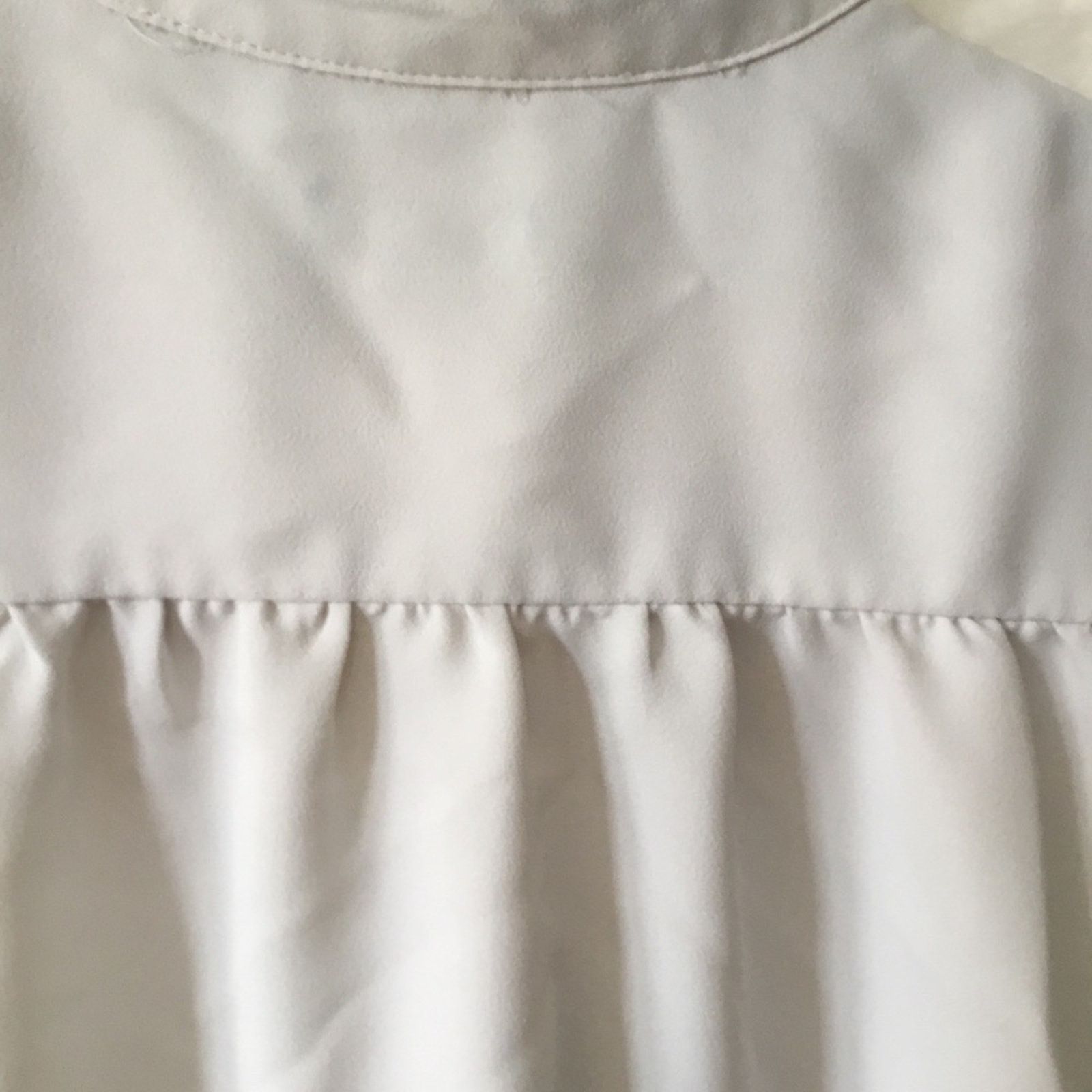 Ann Taylor Ann Taylor Light Beige Sleeveless Button Blouse Size M / US 6-8 / IT 42-44 - 8 Thumbnail