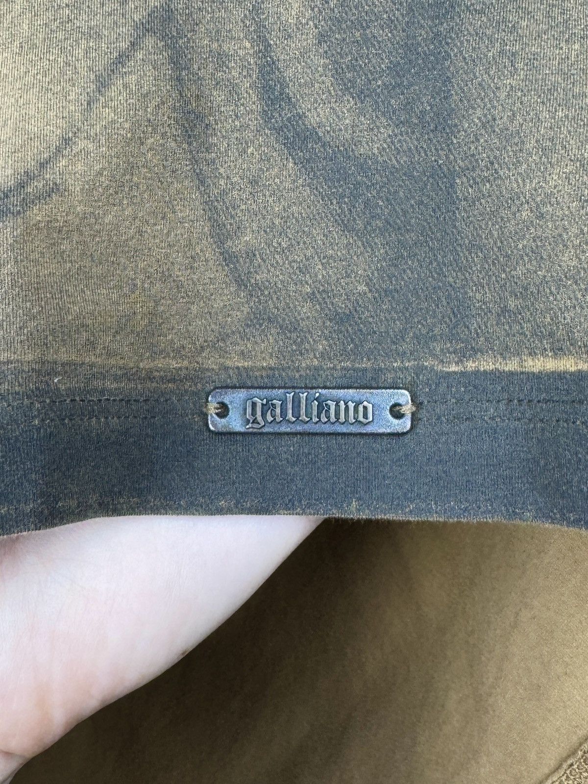 John Galliano Vintage John Galliano 'Galliano's Club’ RARE Rhinestones Tee Size S / US 4 / IT 40 - 10 Thumbnail
