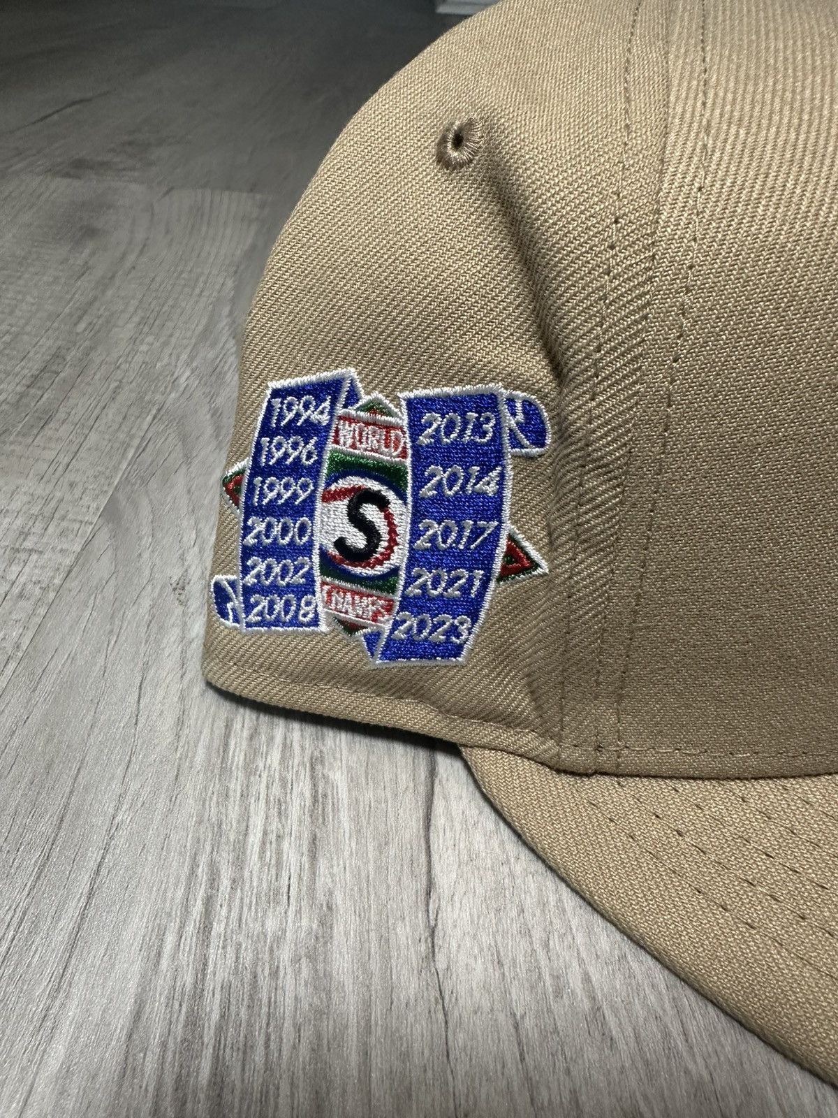 New Era × Supreme Supreme New Era Hebrew Fitted Size ONE SIZE - 3 Thumbnail