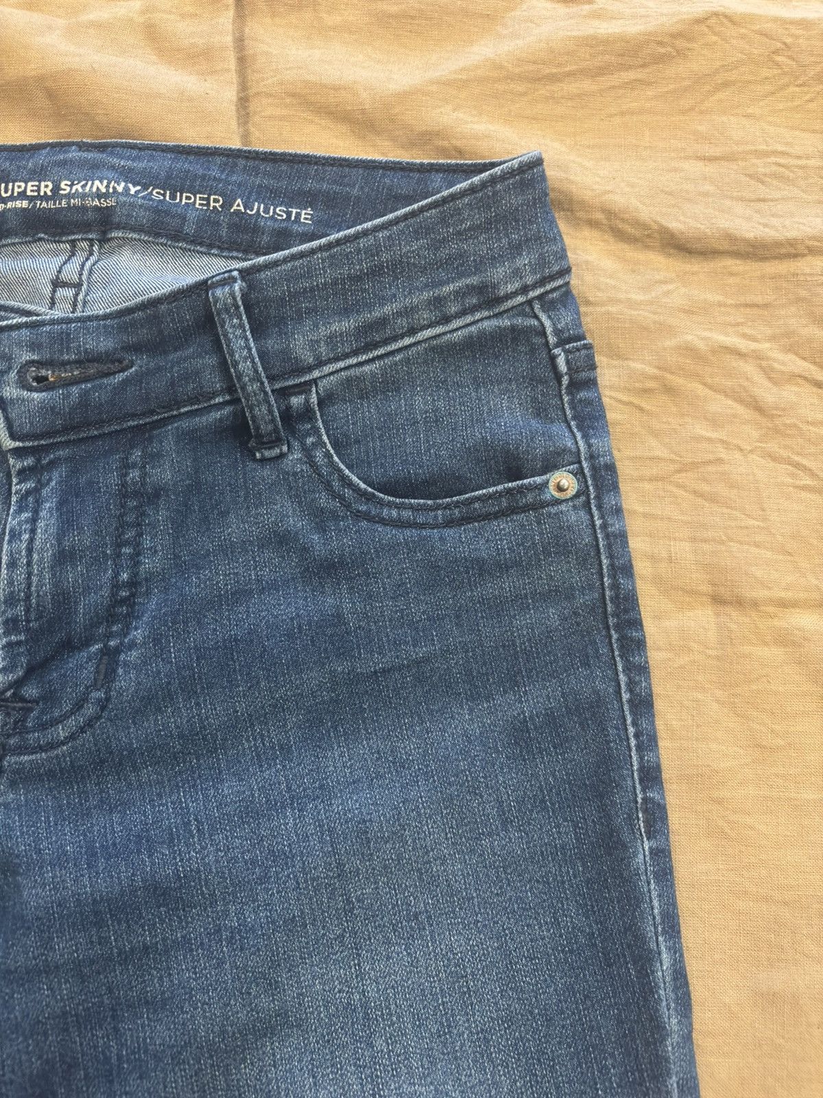 Old Navy Women’s Old navy jeans.wp-28 Size 26" / US 2 / IT 38 - 7 Thumbnail