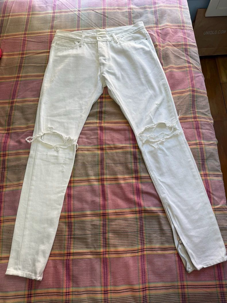 Fear of God Fear of God Co-branded white jeans Size US 34 / EU 50 - 1 Thumbnail