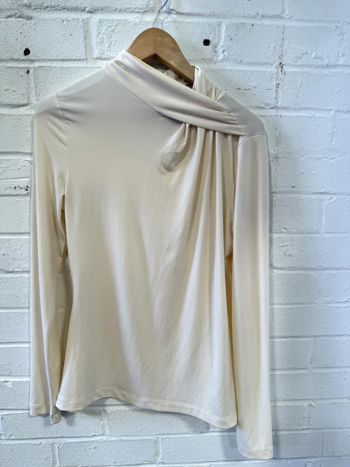 H&M Stylish Long Sleeve Mock Neck Top by H&M Size M / US 6-8 / IT 42-44 - 3 Thumbnail