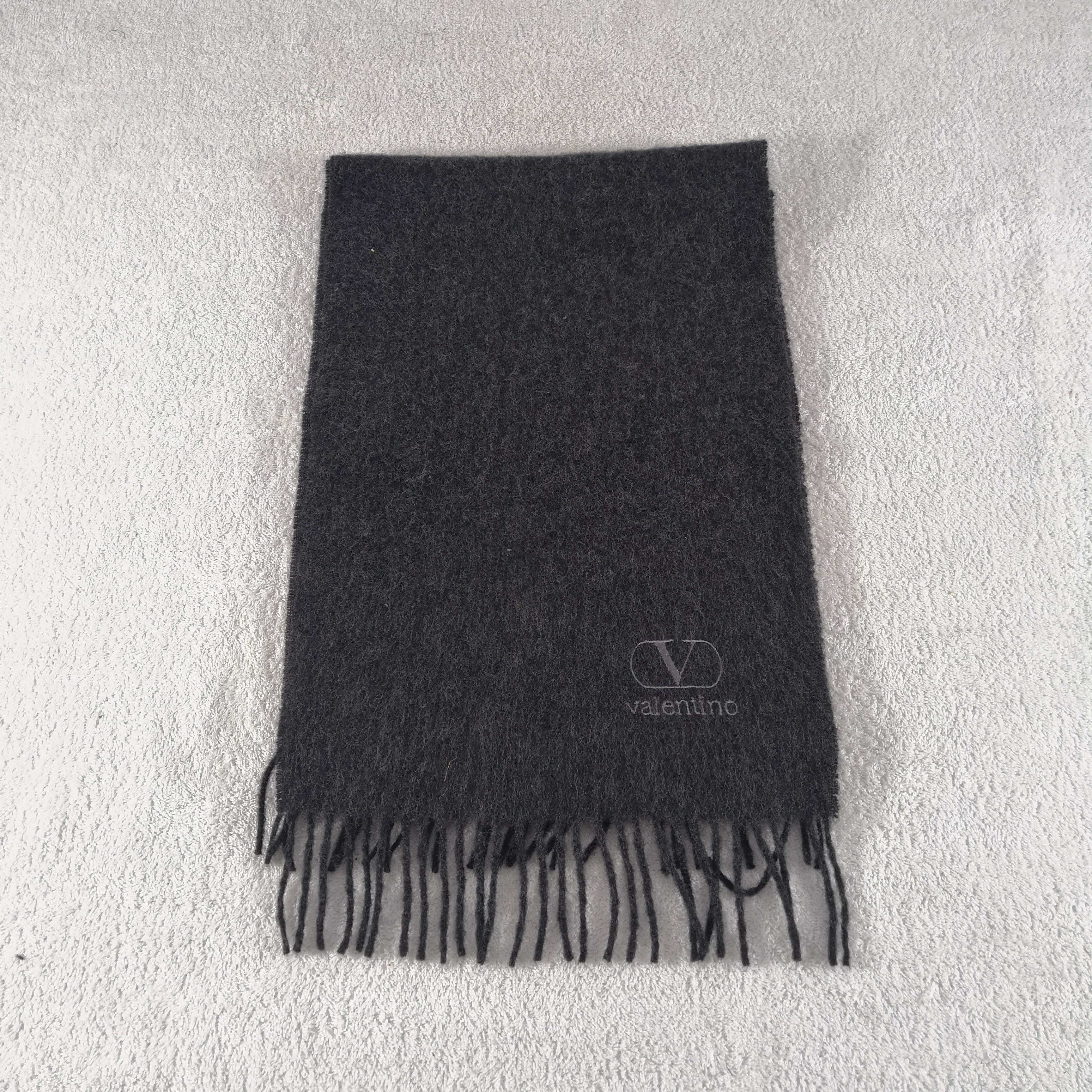 Valentino Vintage Valentino Scarf Muffler Wool Warmer Neckwear Scarves Size ONE SIZE - 3 Thumbnail