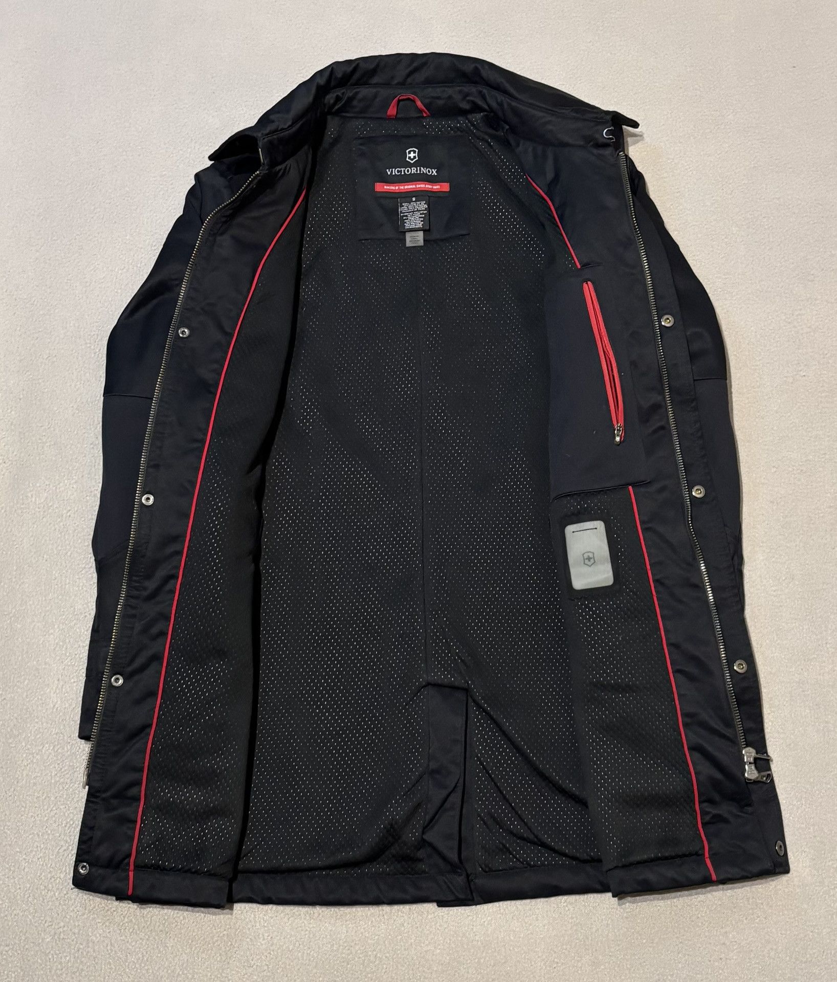 Victorinox Victorinox winter jacket size S Size US S / EU 44-46 / 1 - 12 Thumbnail