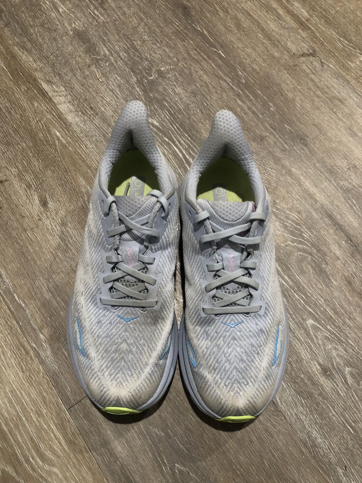 Hoka Hoka One One Clifton 9 Shoes Womens Size 9.5D Wide Size US 9.5 / IT 39.5 - 3 Thumbnail