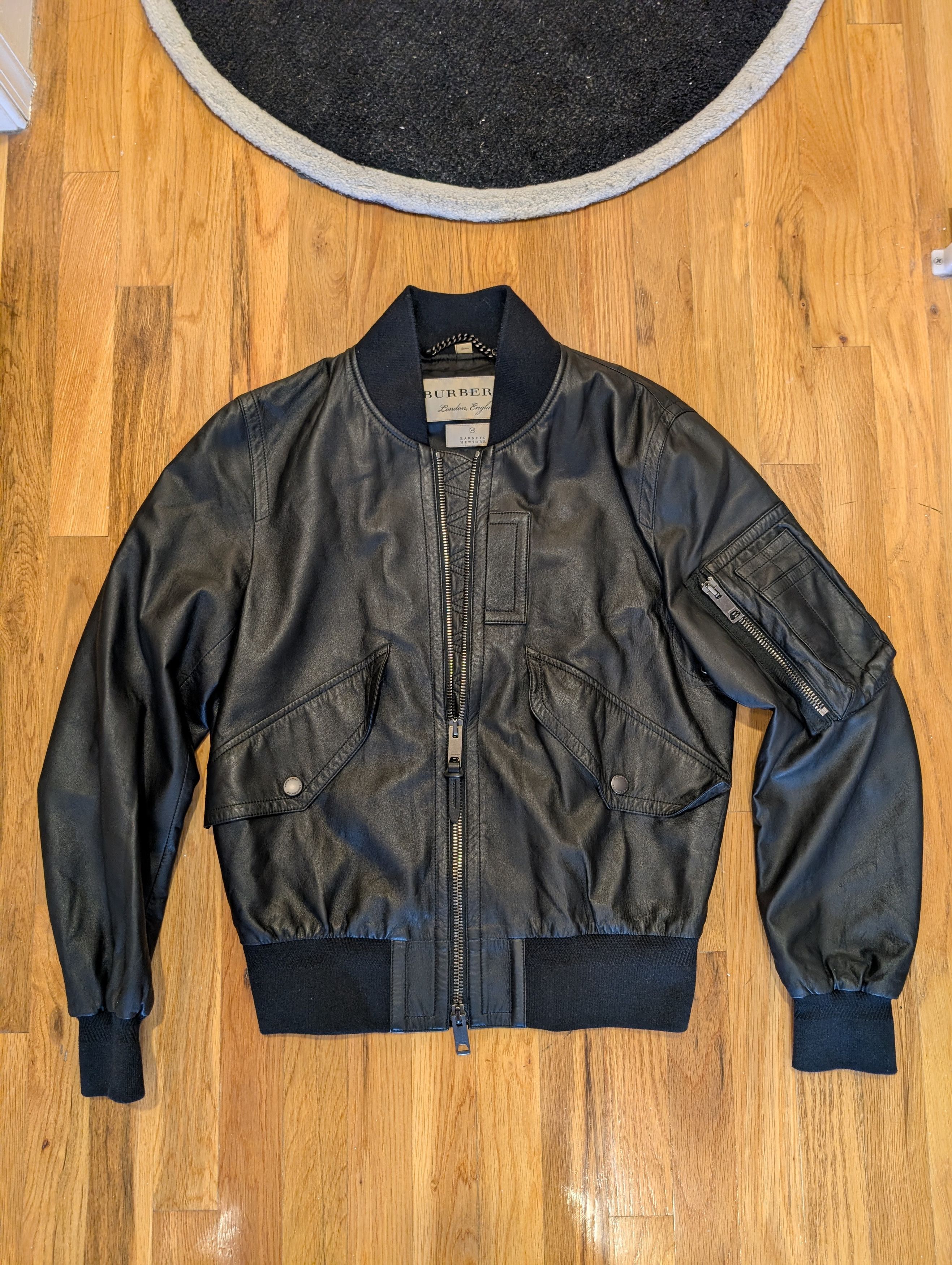 Barneys New York Burberry x Barneys Black Leather Bomber Jacket Size US M / EU 48-50 / 2 - 2 Thumbnail