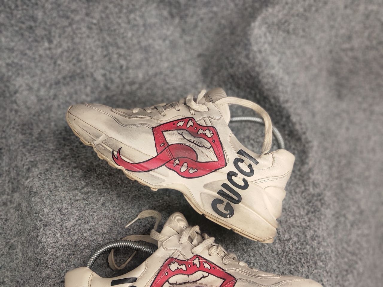 Gucci Gucci Authentic Cream Leather Mouth Print Rhyton Sneakers Size US 9 / IT 39 - 5 Thumbnail