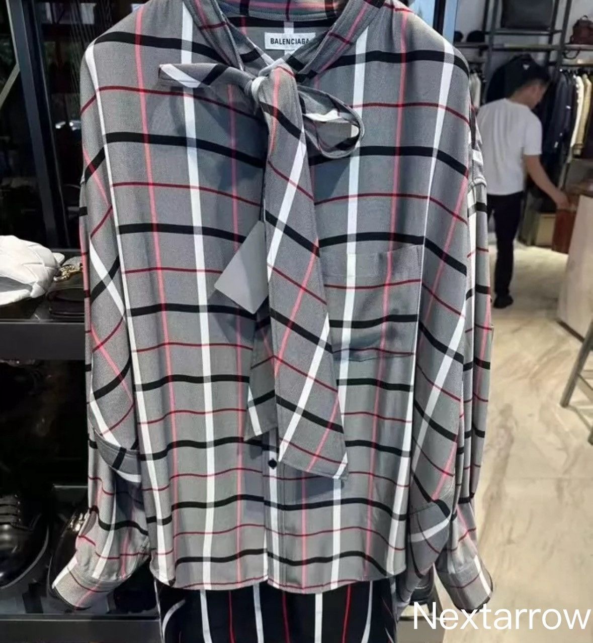 Balenciaga BALENCIAGA shirt2412-Nextarrow Size US S / EU 44-46 / 1 - 1 Thumbnail