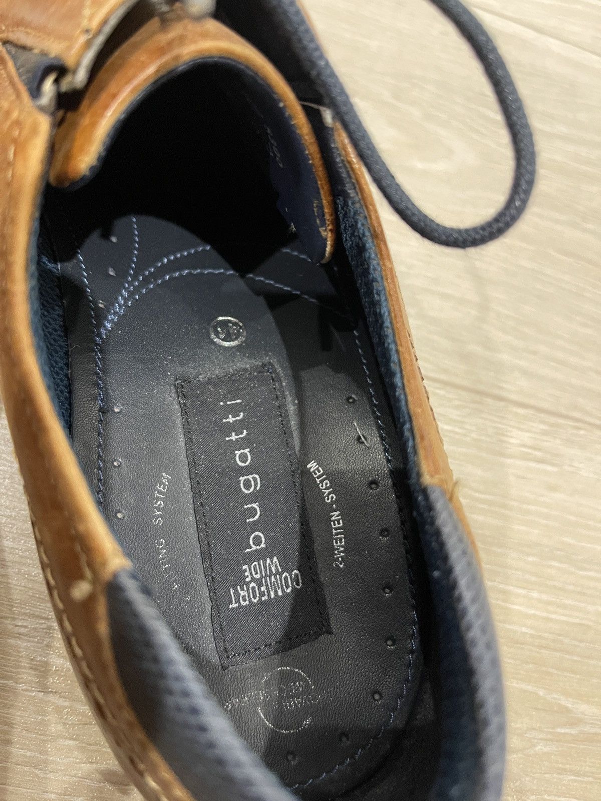 Bugatti Bugatti shoes mens leather brown rare 44 euro 10 usa Size US 10 / EU 43 - 7 Thumbnail
