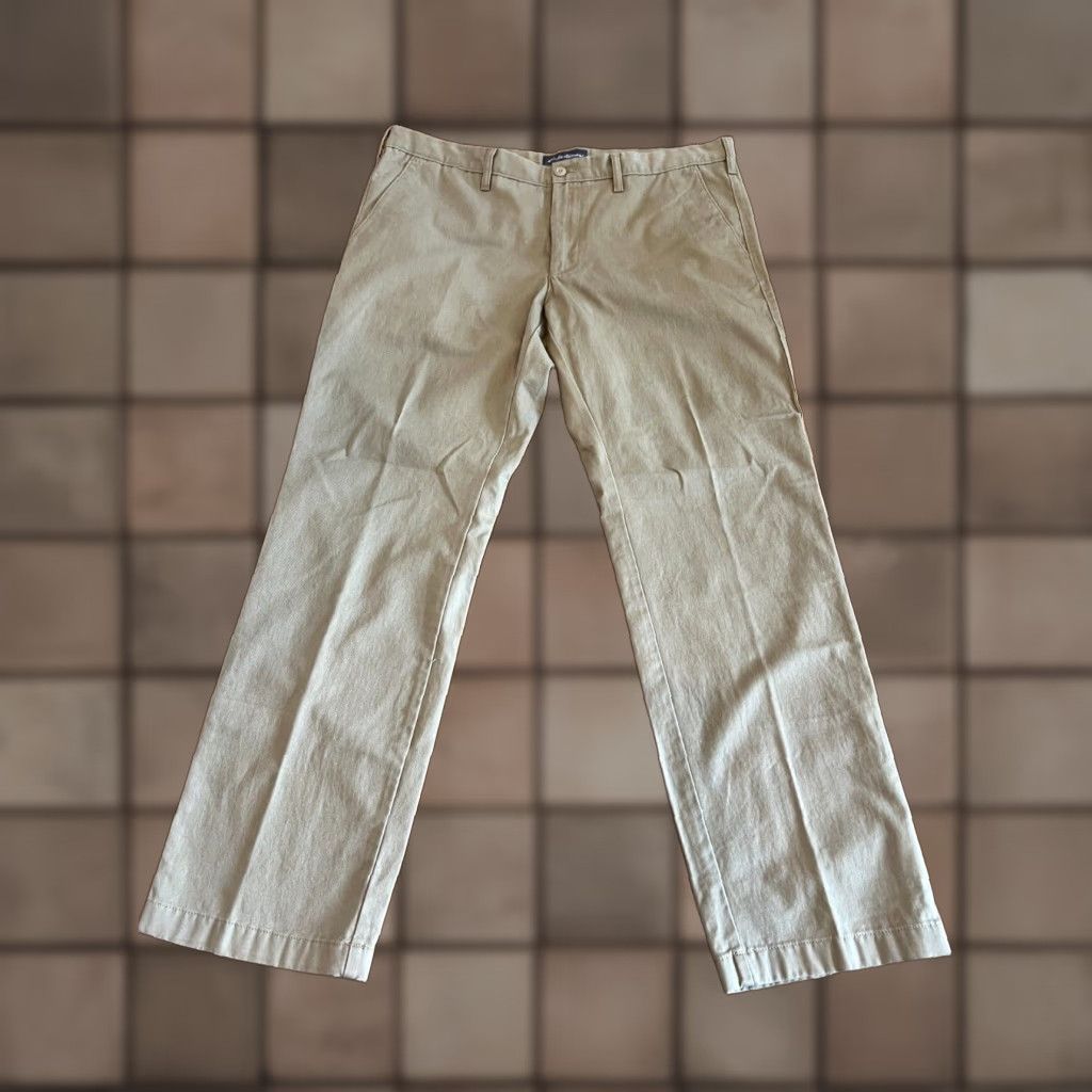 Eddie Bauer VINTAGE Eddie Bauer Men’s Chino Pants Flat Front Business Formal Casual 40x33 Beige Size US 40 / EU 56 - 1 Thumbnail