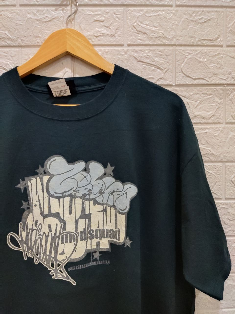 Octopus Rare Vintage OCTOPUS ARMY Explicit Content Graffiti Tees Size US XL / EU 56 / 4 - 2 Thumbnail