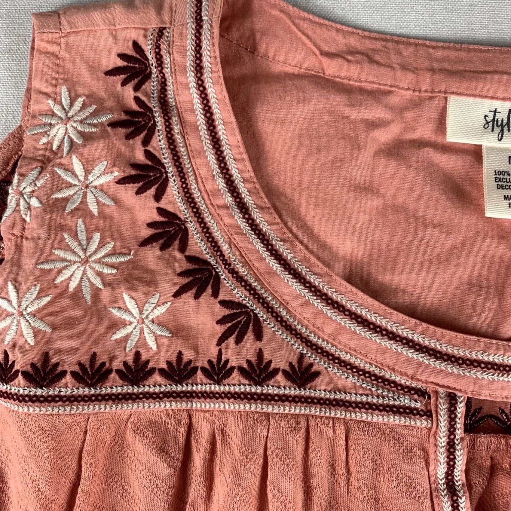 Vintage STYLE & CO. WOMENS MEDIUM PINK EMBROIDERED LONGSLEEVE BLOUSE Size M / US 6-8 / IT 42-44 - 5 Thumbnail