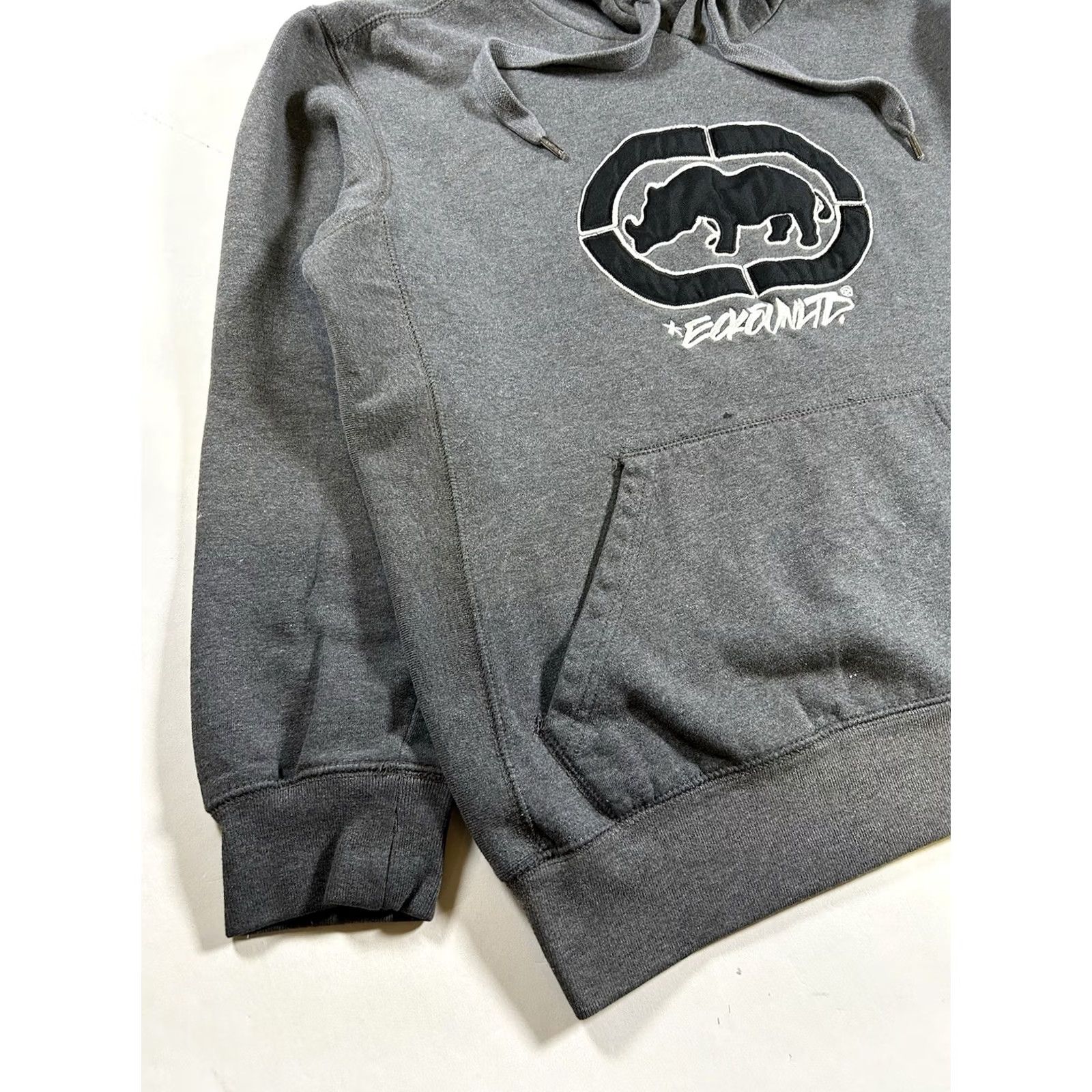 Vintage VINTAGE Eckō Unltd Hoodie Pullover Sweatshirt Gray Large Mens Size US L / EU 52-54 / 3 - 7 Thumbnail