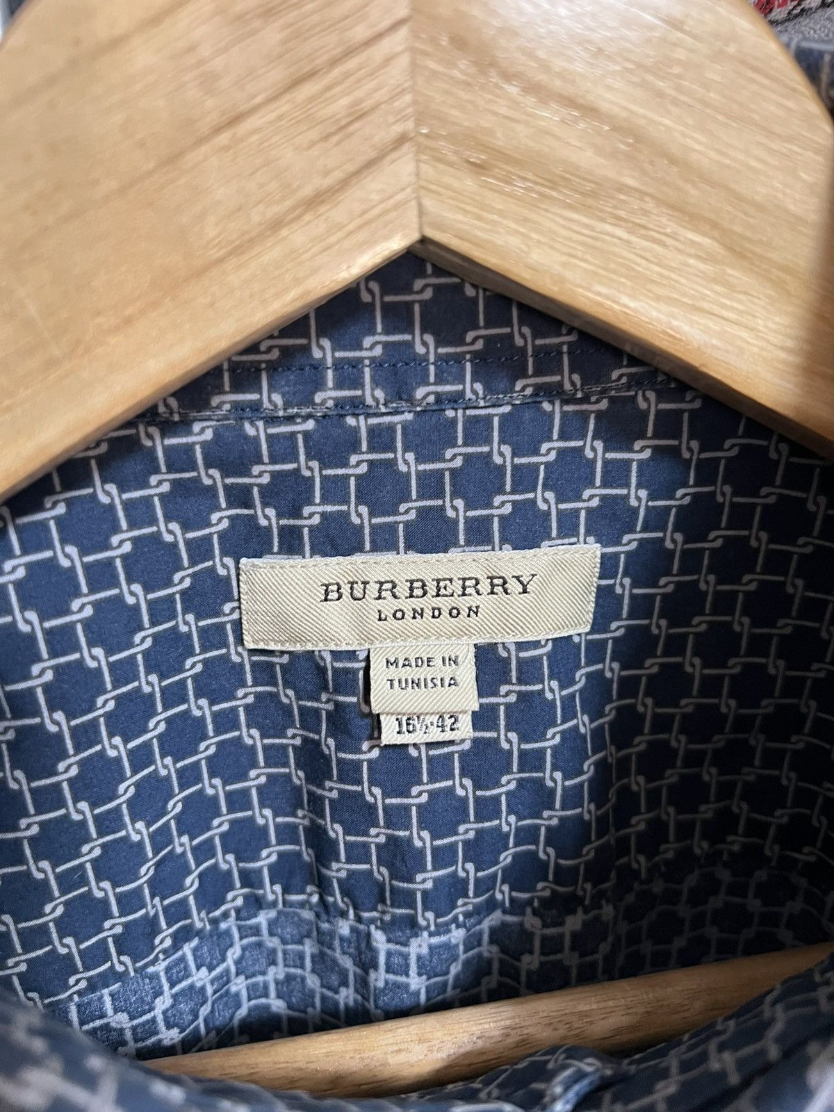 Burberry Burberry Long Sleeve Button Shirt Navy Plaid Monogram Print Size US M / EU 48-50 / 2 - 4 Thumbnail