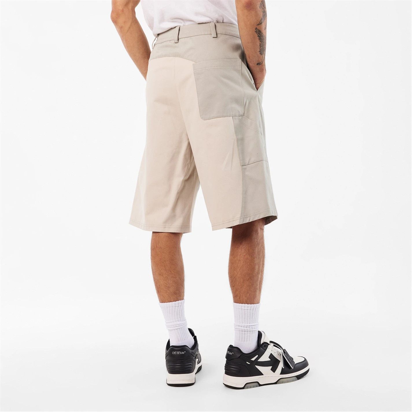 Off-White o1g2r1mq0326 Tailored Fit Shorts in Beige/Grey Size US 36 / EU 52 - 4 Thumbnail