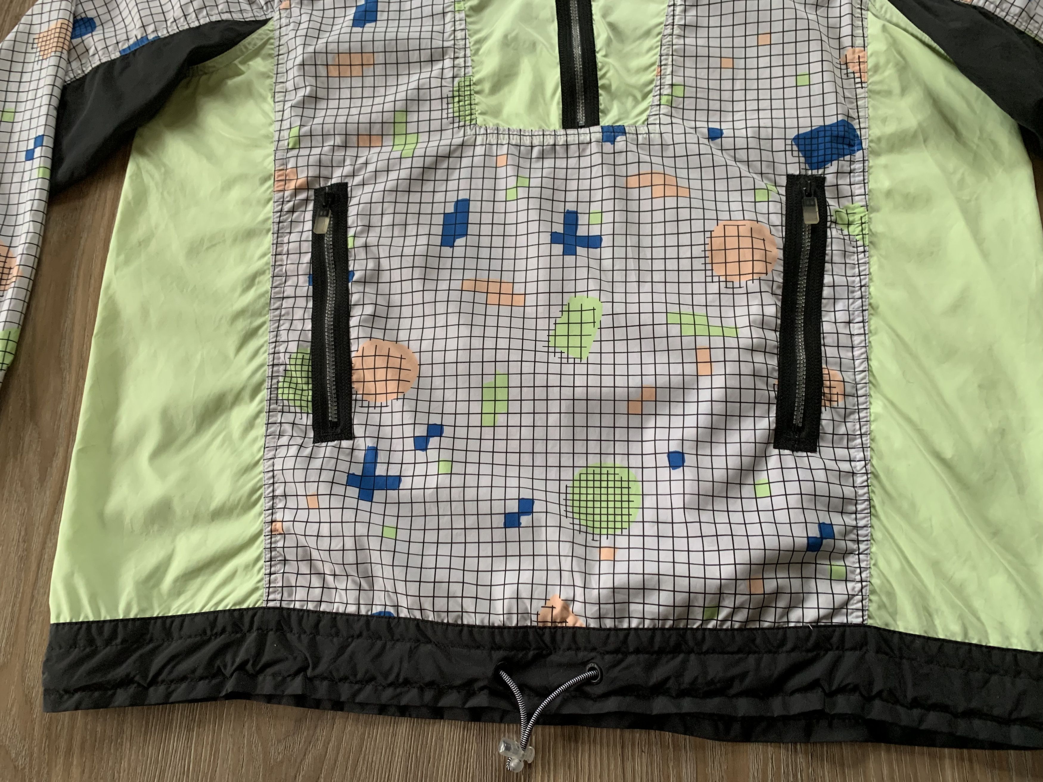 Nike Rare Nike Windbreaker Tetris Printed Hood Jacket 2018 Size US S / EU 44-46 / 1 - 5 Thumbnail