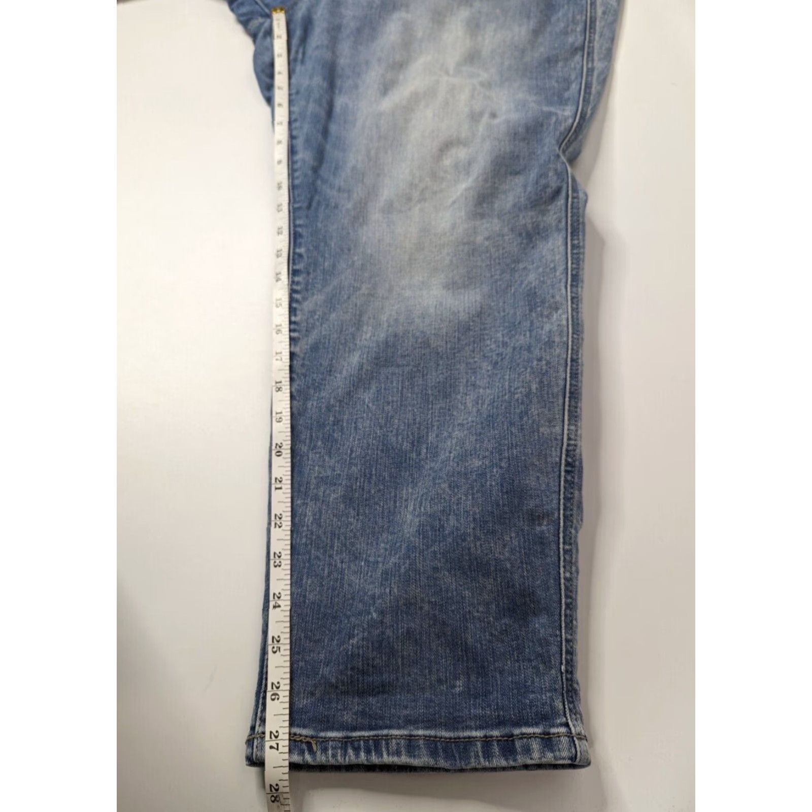 Torrid VINTAGE Torrid Boyfriend Straight Mid-Rise Jean Light Wash Womens Sz 22 Blue Stretch 5-Pocket Denim Jeans Size 40" / US 18 - 6 Thumbnail