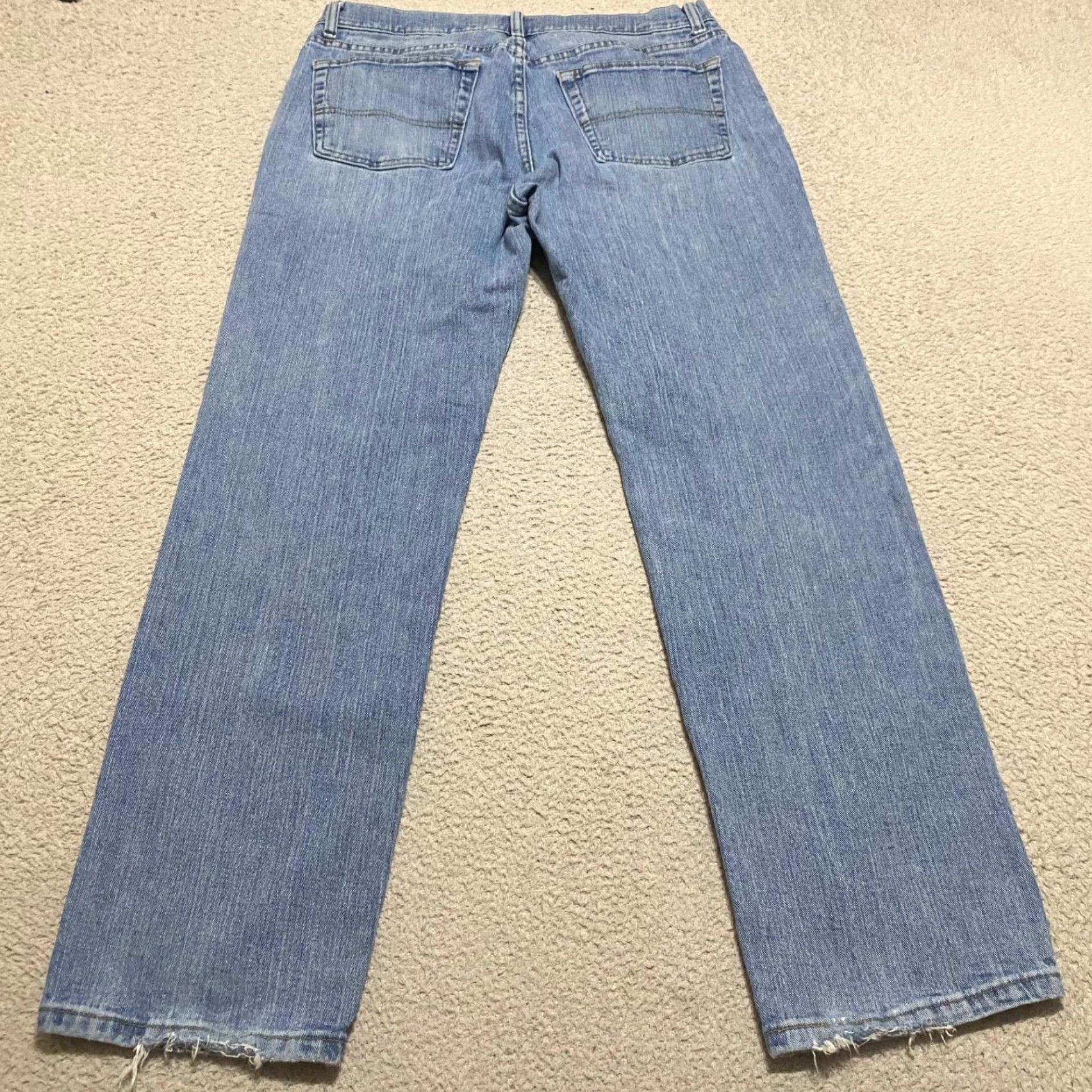 Vintage Urban Pipeline Jeans Men 33x32 Blue Denim Medium Wash Straight Mid Rise Jeans Regular Men 5-Pocket Design Denim Blue Mid (10-12 in) Urban Pipeline Size US 33 - 2 Thumbnail