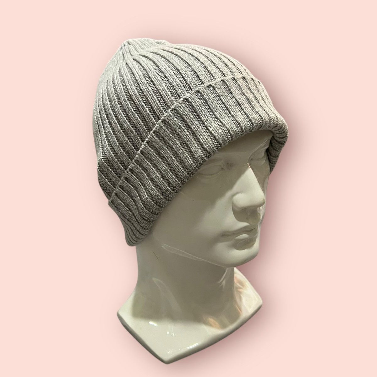 Japanese Brand × Jun Takahashi × Uniqlo UNIQLO KNITTED CUFFED COTTON BEANIE Size ONE SIZE - 5 Thumbnail
