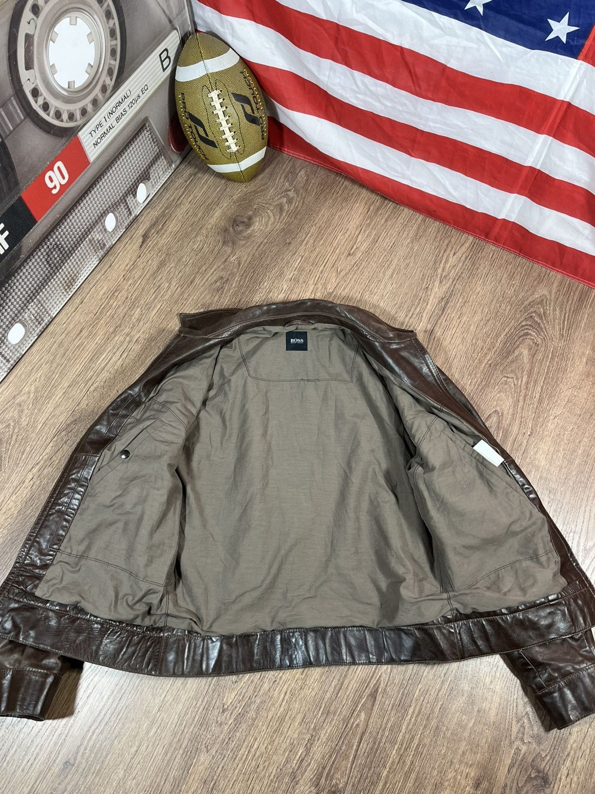 Hugo Boss Hugo Boss Nappa Brown Leather Bomber Rare Size US M / EU 48-50 / 2 - 12 Thumbnail