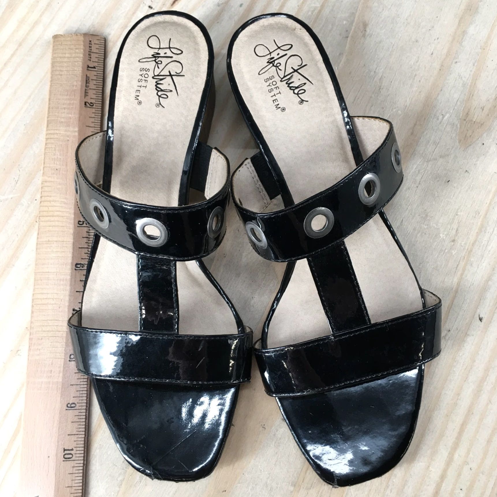 Vintage LifeStride Sandals Womens 8 M Marceline Strappy Block Heels Black Patent Leather Sandals Women Black Patent Leather Size US 8 / IT 38 - 7 Thumbnail