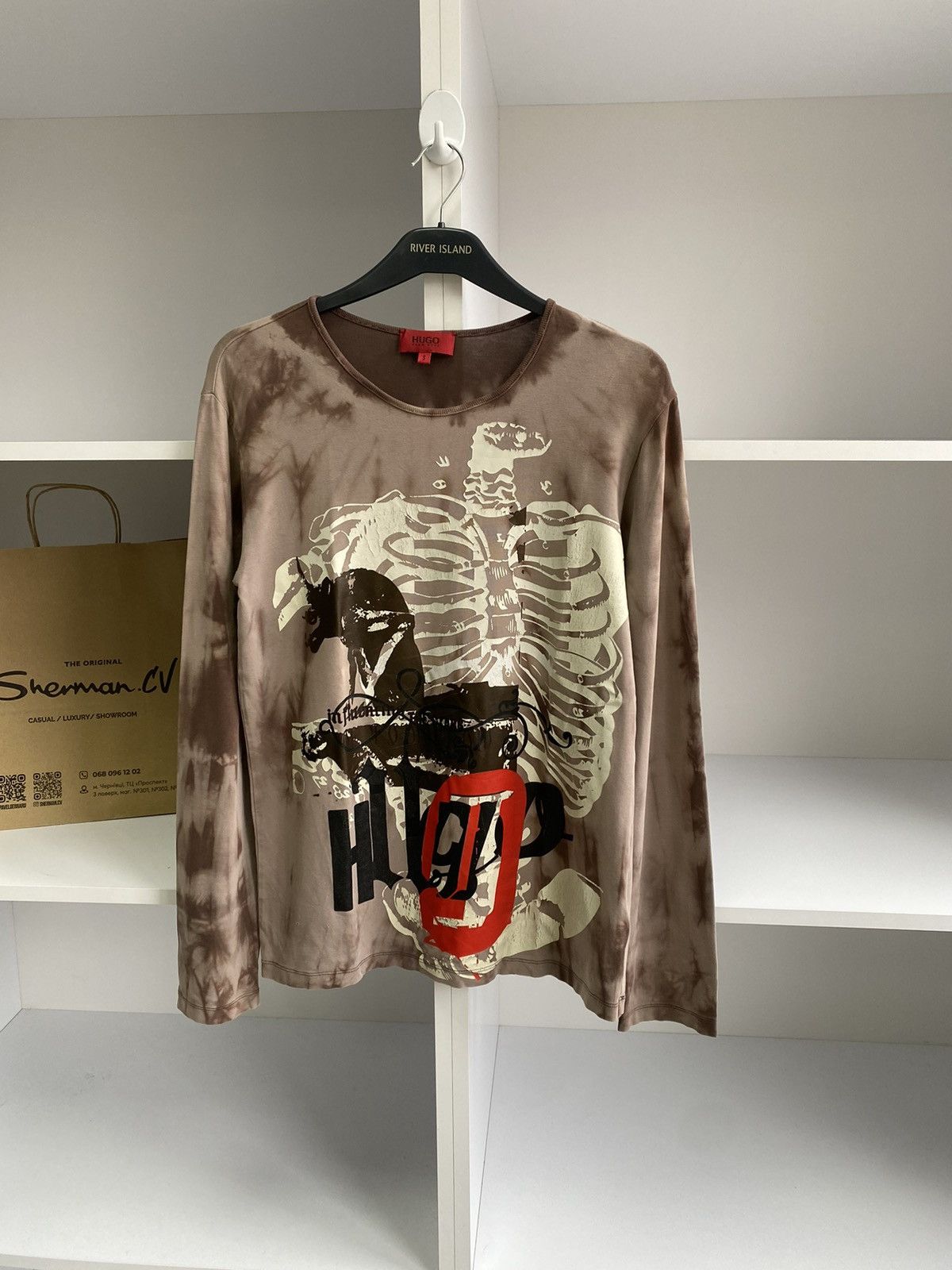 Hugo Boss × Vintage Vintage Hugo Boss Archival Japanese Style Long Sleeve Tee Size US S / EU 44-46 / 1 - 4 Thumbnail