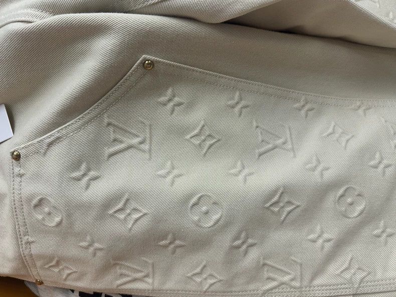 Louis Vuitton Louis Vuitton Full logo timber pants Size US 29 - 5 Thumbnail