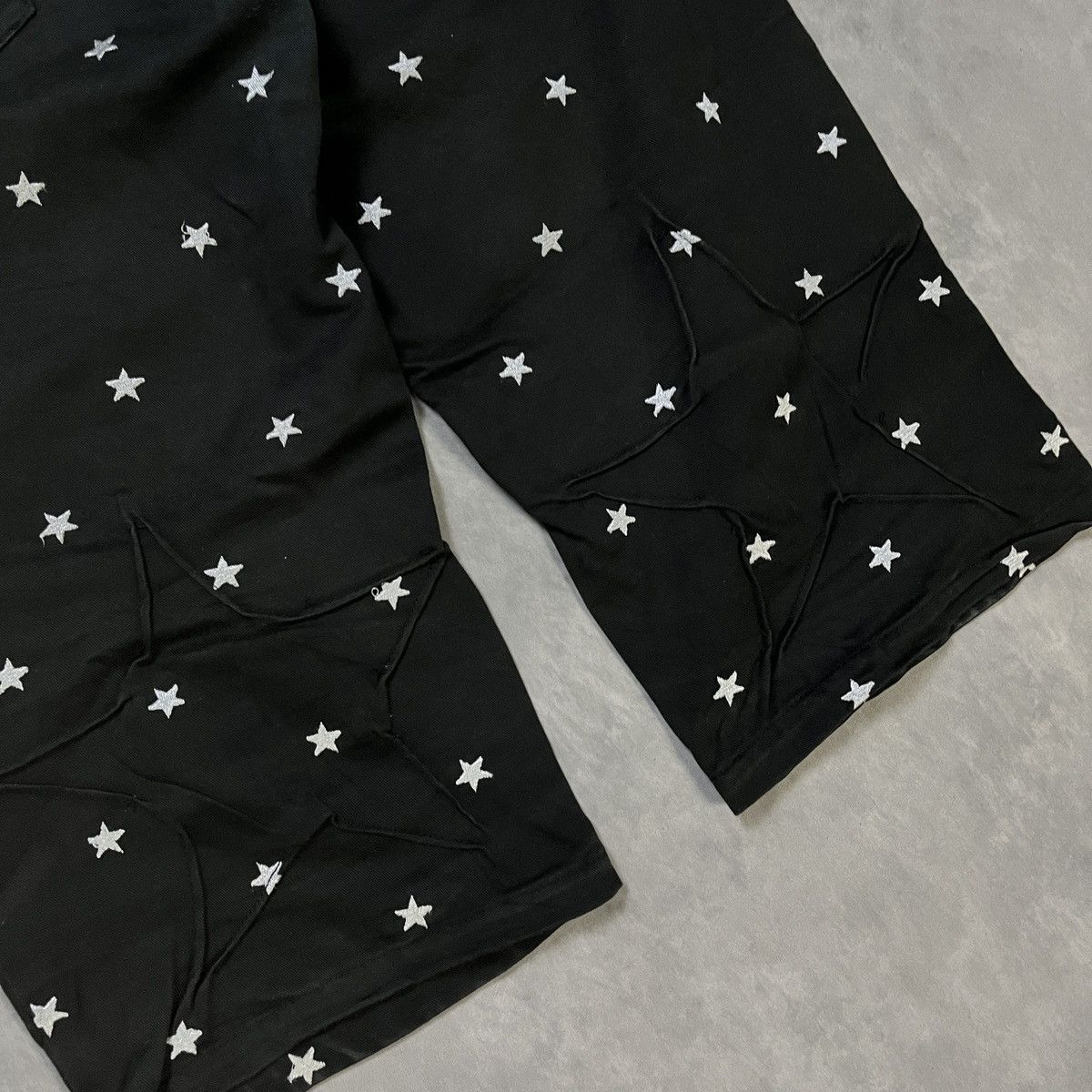 PPFM 2000s PPFM Star Embordired Y2K Streetwear Short Pants Size US 34 / EU 50 - 7 Thumbnail