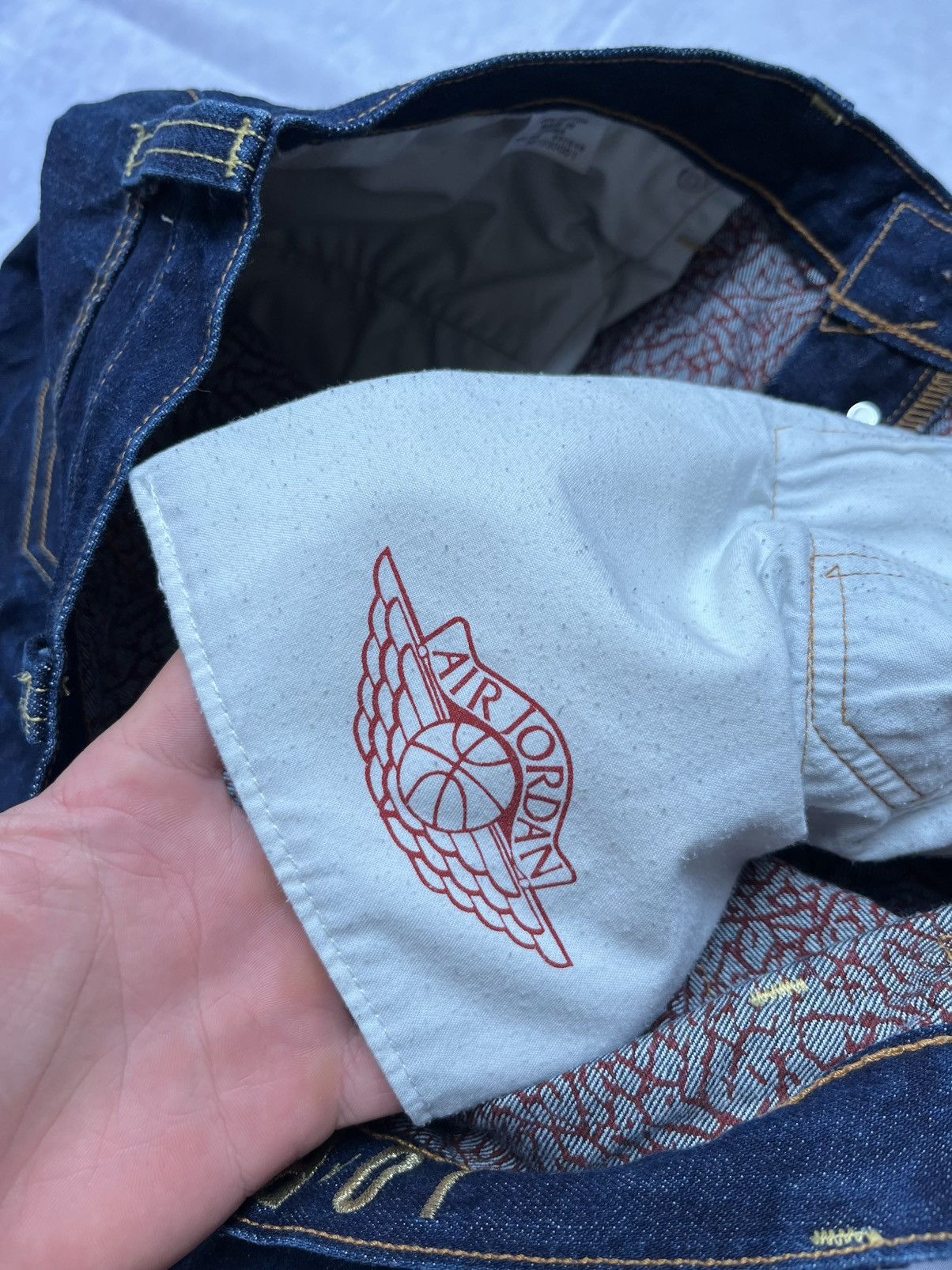 Jordan Brand × Levi's rare levi’s x jordan jeans Size US 40 / EU 56 - 10 Thumbnail