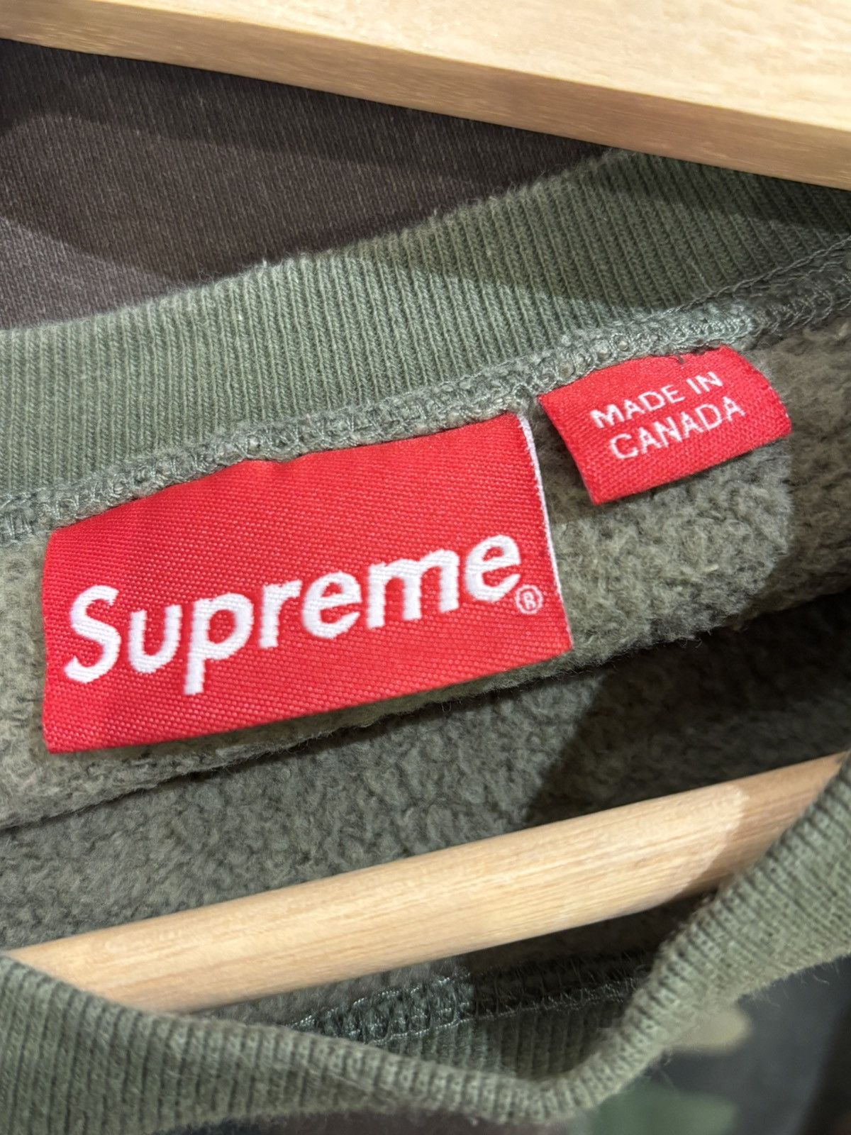 Supreme Supreme Camo Box Logo Crewneck Size US M / EU 48-50 / 2 - 3 Thumbnail