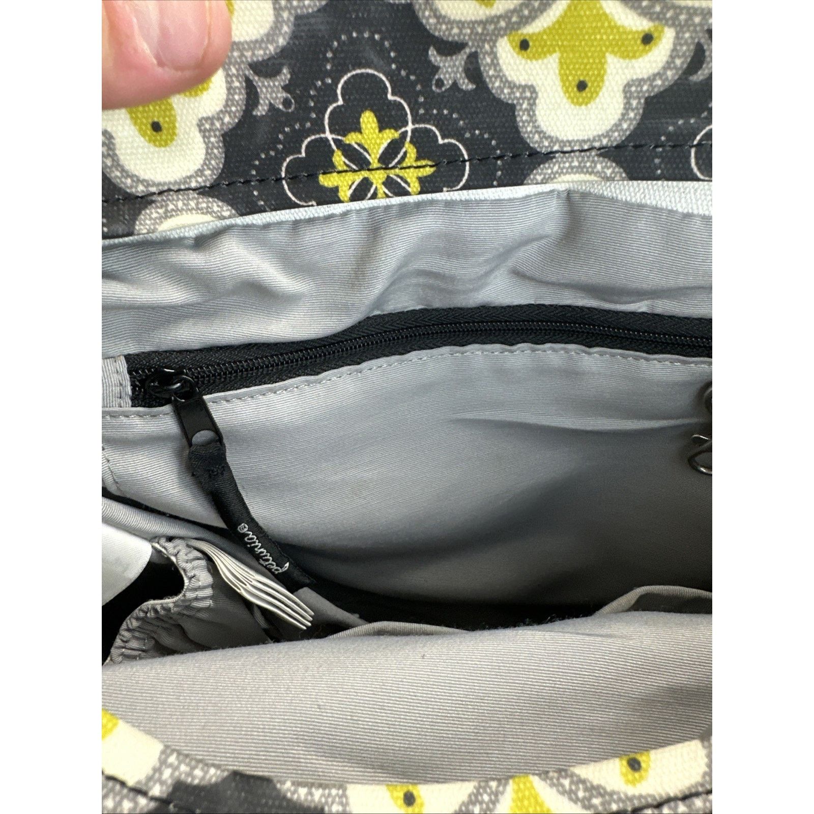 & Other Stories Large Petunia Pickle Bottom Diaper Bag Shoulder Yelllow Blac Size ONE SIZE - 8 Thumbnail