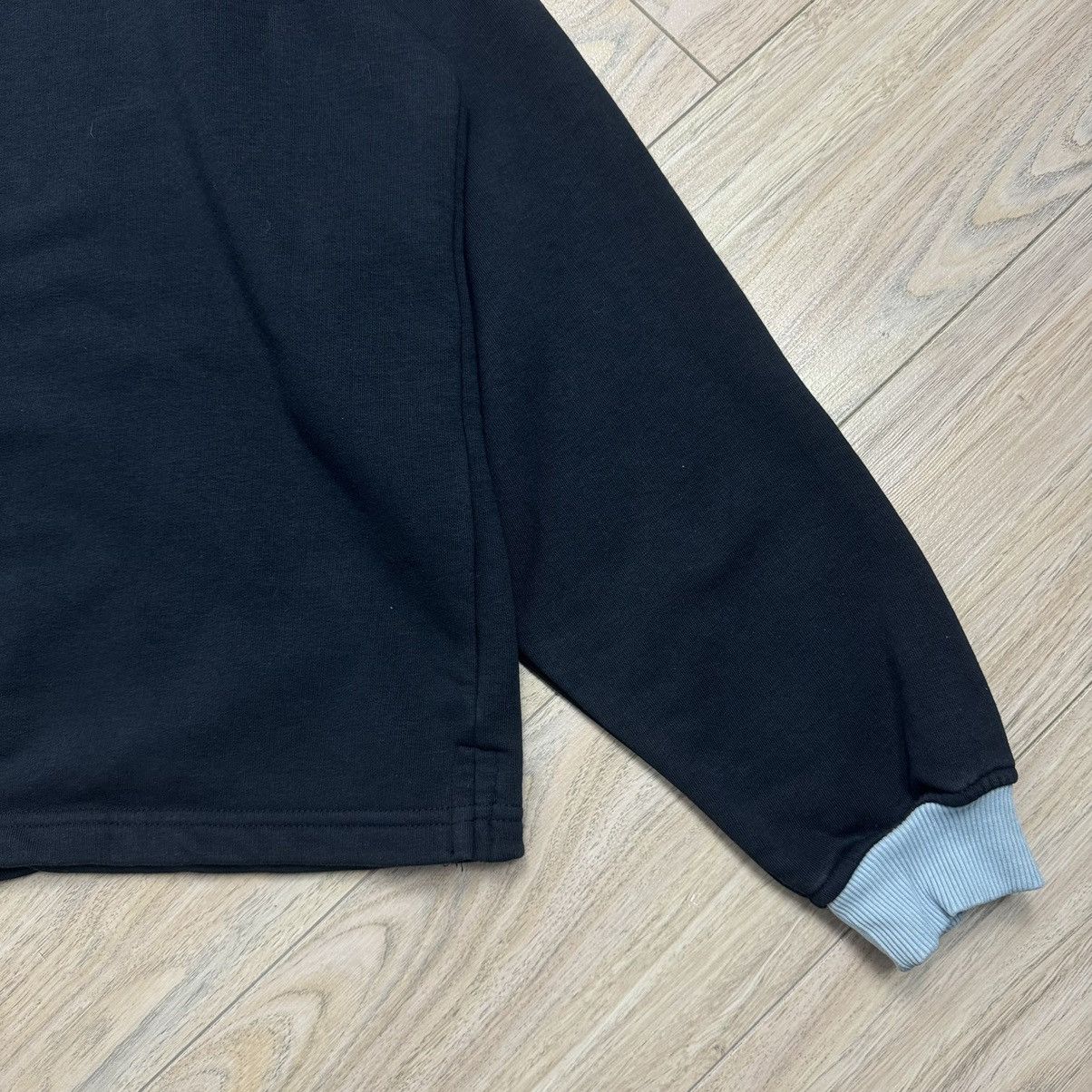 Fila Vintage Y2K Fila Boxy Big Center Logo Crewneck Sweatshirt Size US L / EU 52-54 / 3 - 6 Thumbnail