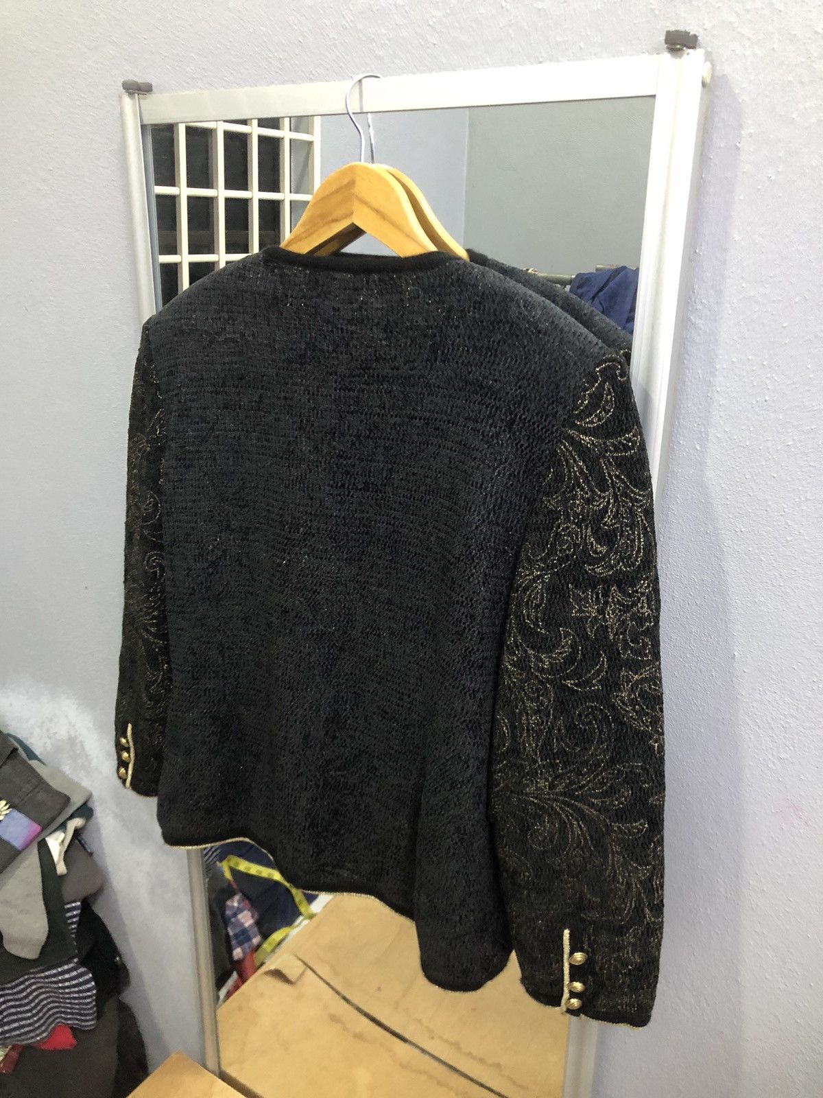 Japanese Brand LEBE Tokyo Style Vintage Embroidered Jacket Black Gold Size L / US 10 / IT 46 - 11 Thumbnail