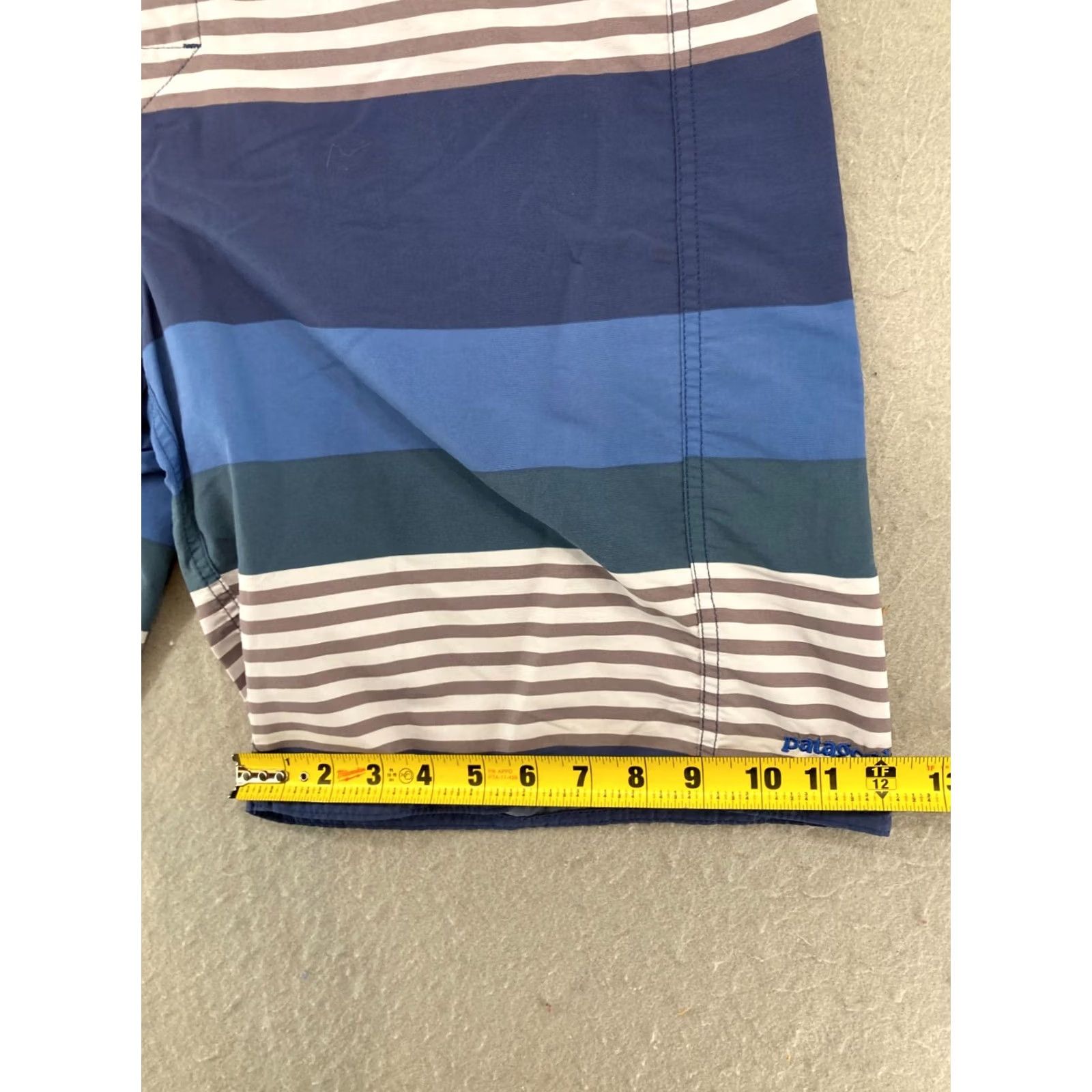 Patagonia Patagonia Swim Shorts Mens 35 Blue Stripes Pocket Beach Bottom Mens Size US 35 - 5 Thumbnail