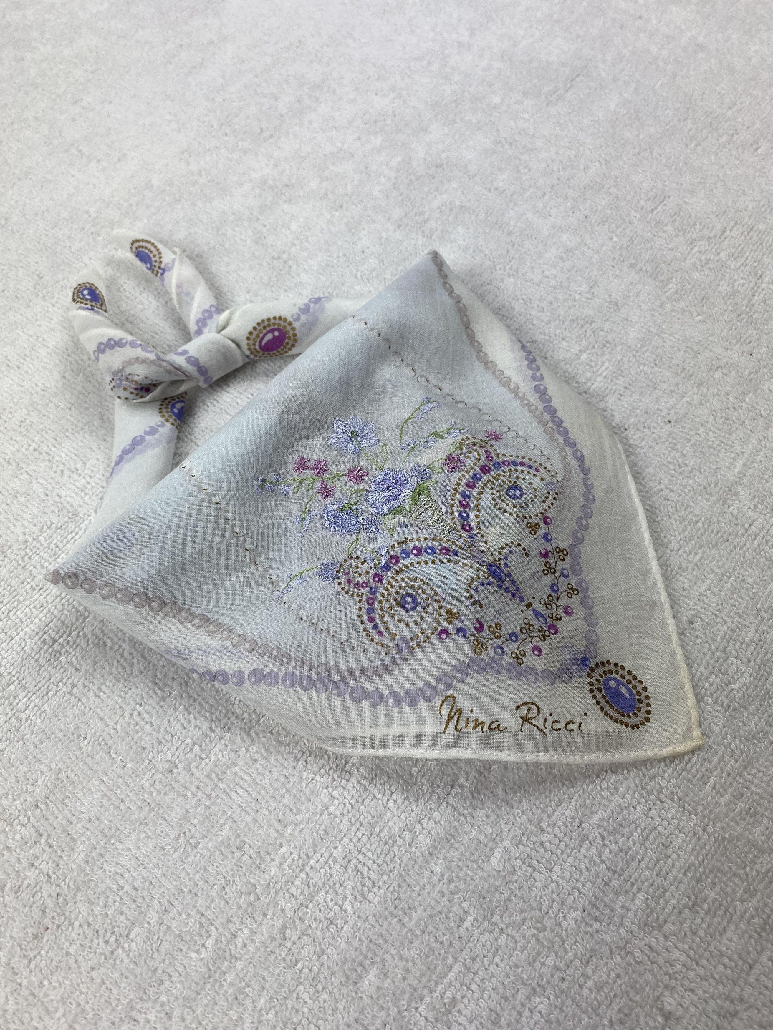 Nina Ricci × Vintage Nina Ricci Handkerchief / Bandana / Neckerchief Size ONE SIZE - 1 Thumbnail