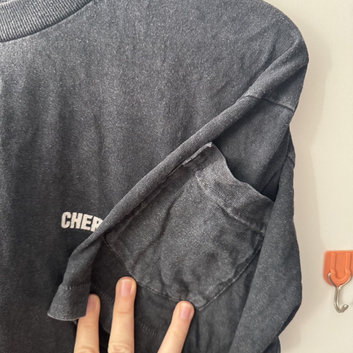 Cherry LA Cherry Side Pocket t shirt Size US S / EU 44-46 / 1 - 3 Thumbnail