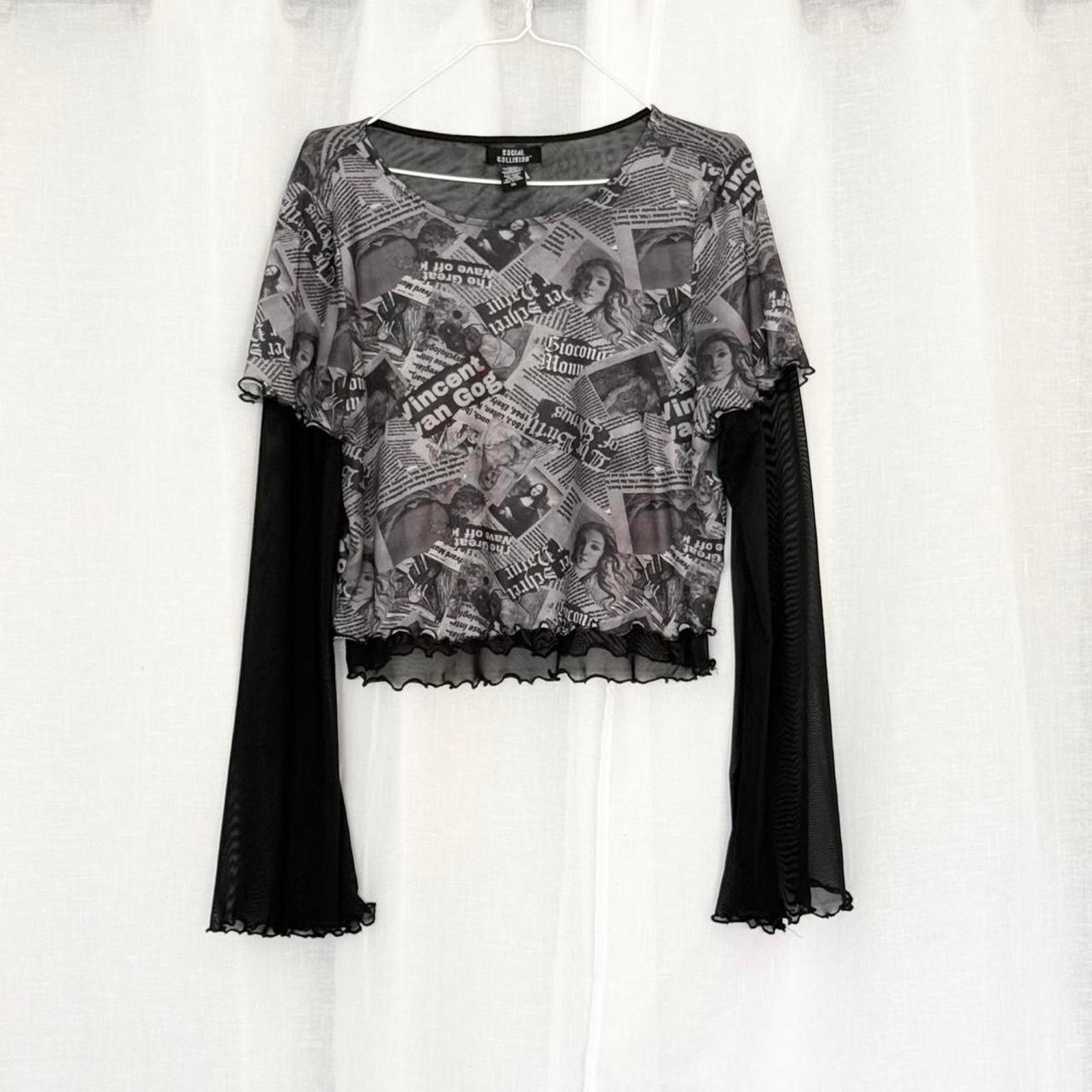 Other mesh newspaper graphic bell sleeve top ✧ Size L / US 10 / IT 46 - 1 Thumbnail
