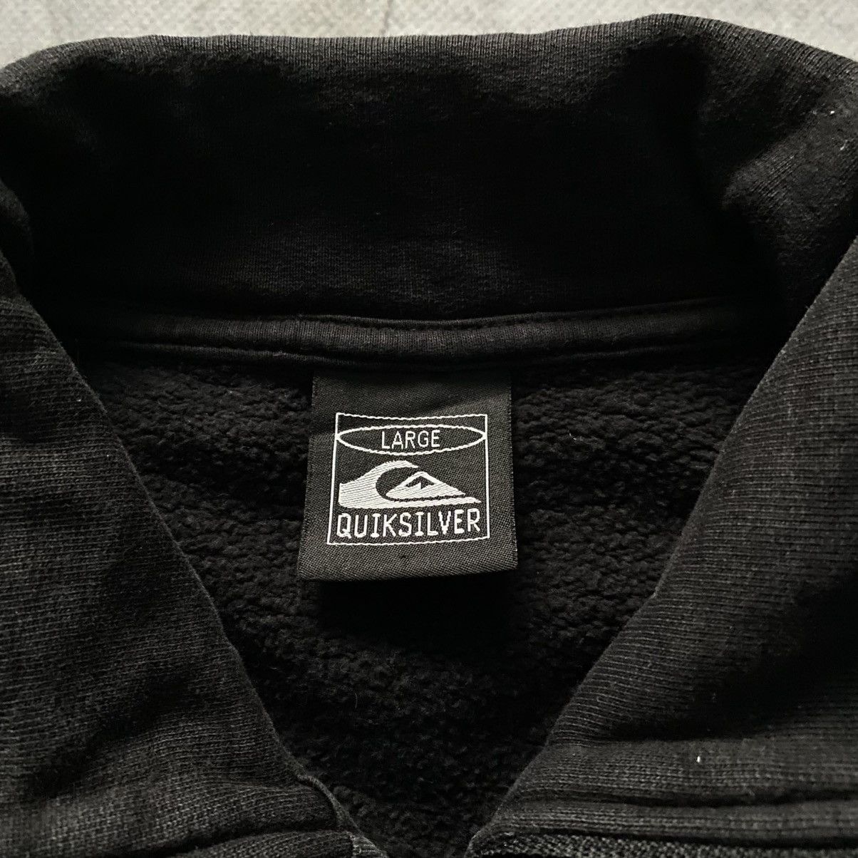Vintage Vintage Quicksilver Faded Big Logo Zip Sweatshirt Surf Size US L / EU 52-54 / 3 - 8 Thumbnail