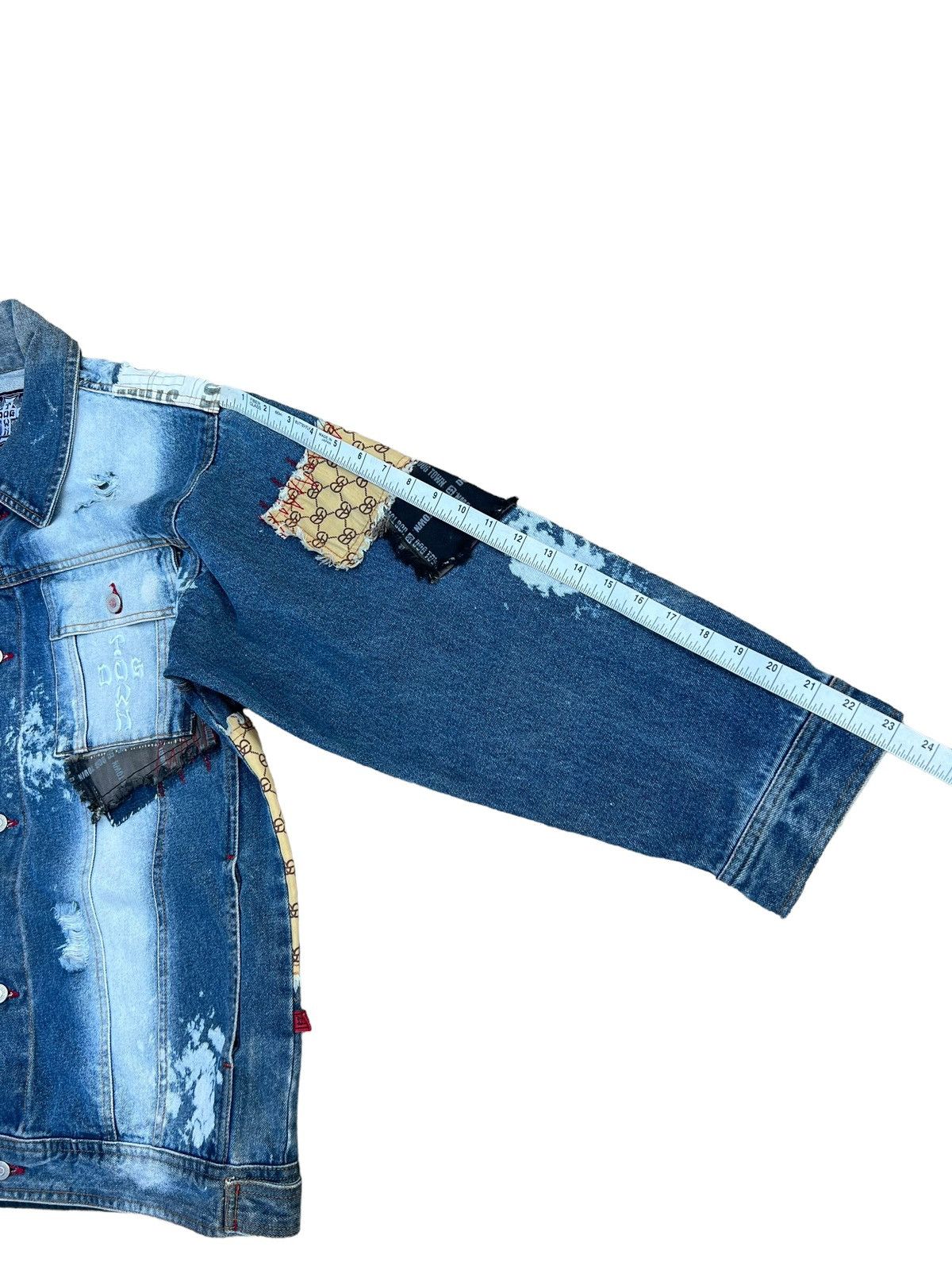 Dogtown Vintage Dog Town Distress Patchwork Oversized Denim Jacket Size US L / EU 52-54 / 3 - 4 Thumbnail