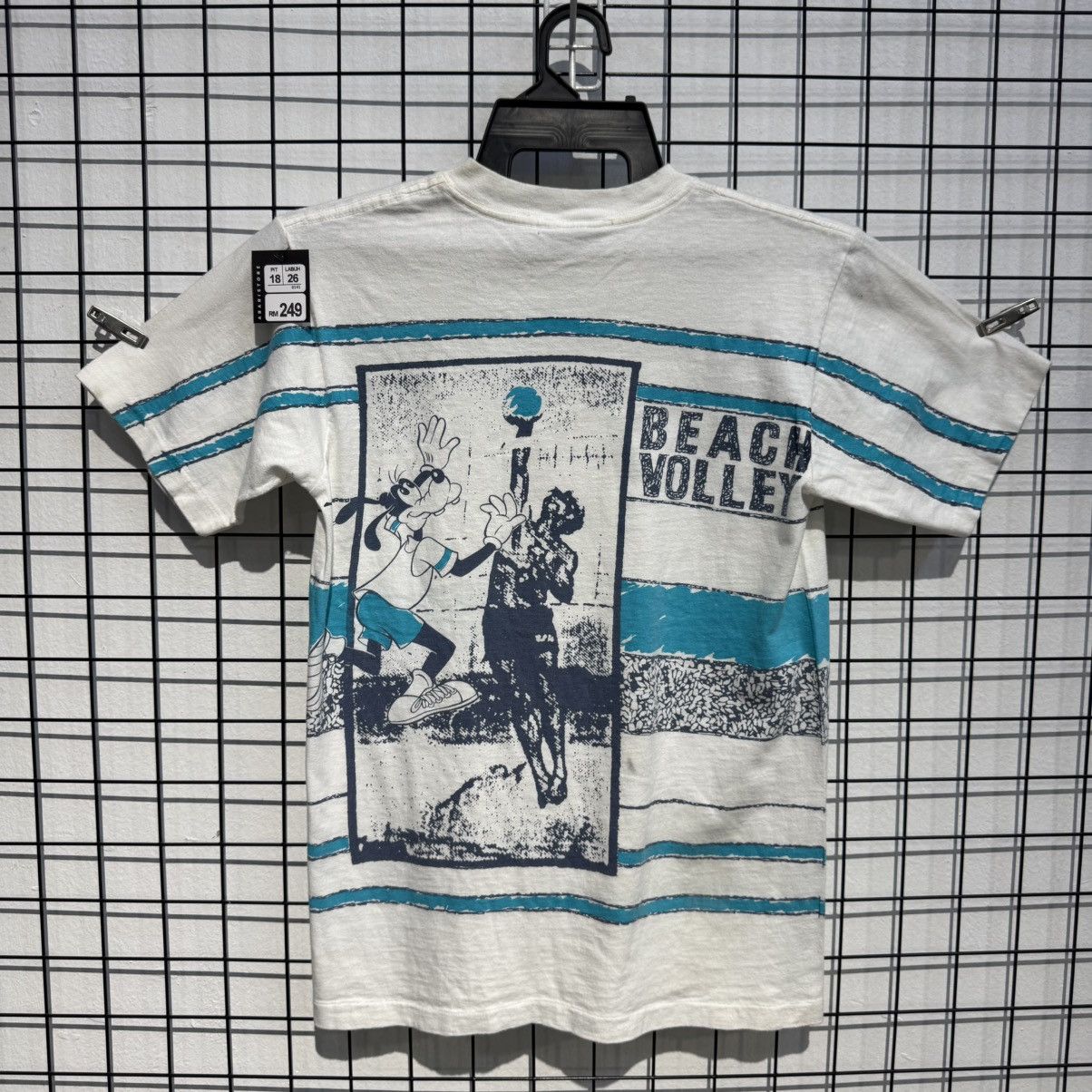 Other Vintage Disney Beach Volleyball, Tshirt Goofy Size M Size US S / EU 44-46 / 1 - 7 Thumbnail