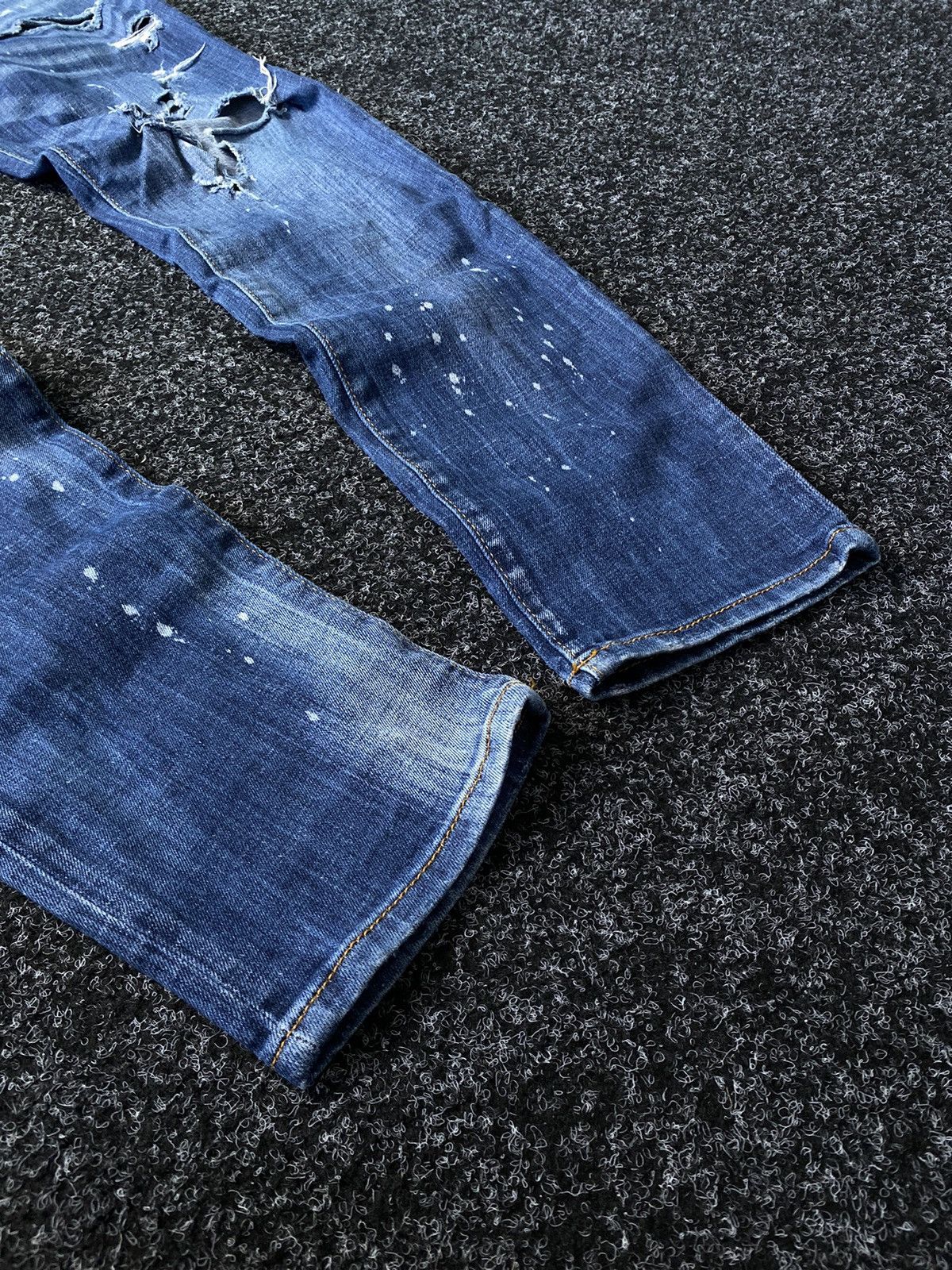 Dsquared2 Dsquared2 Distressed Denim pants Jeans Made In Italy 🇮🇹 Size US 33 - 4 Thumbnail
