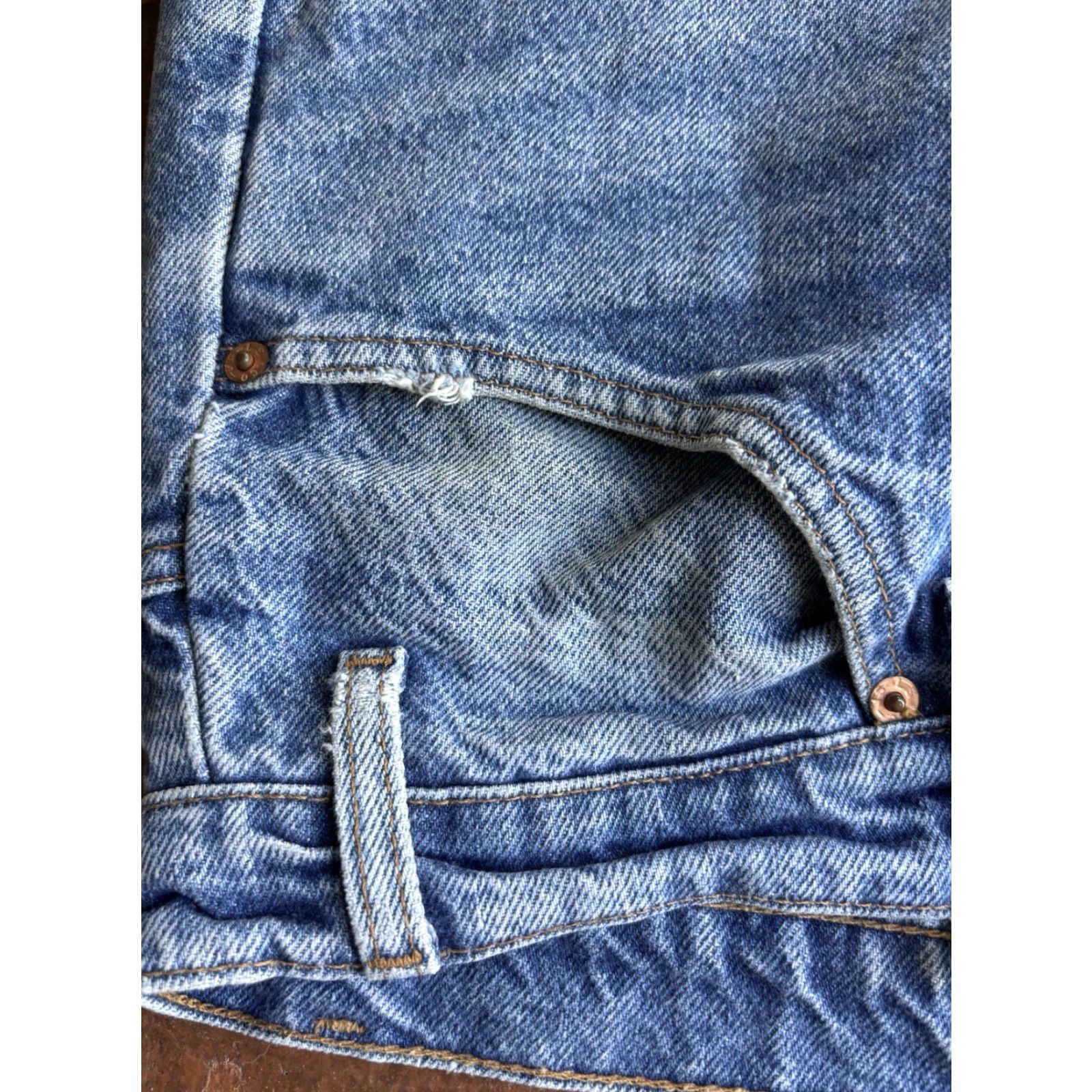 Levi's VINTAGE Levi’s 505 Orange Tab Denim Jeans 36x32 Light Wash Regular Fit Men's Jeans Size US 36 / EU 52 - 7 Thumbnail