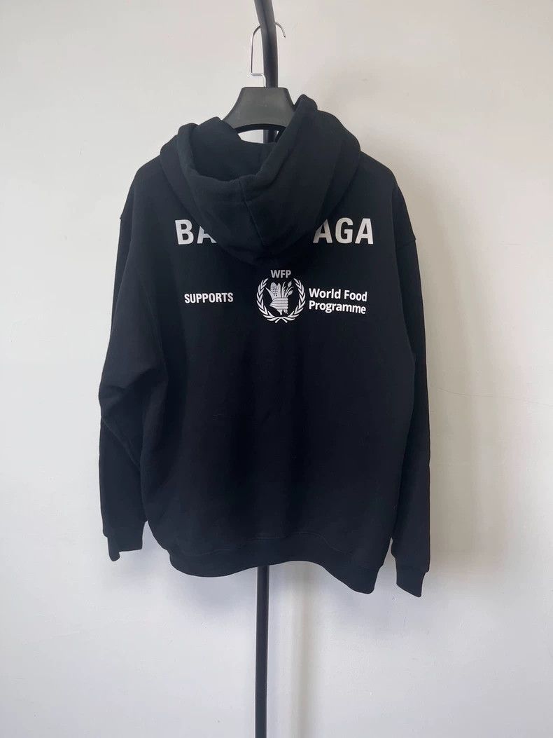Balenciaga Balenciaga Solid monogrammed sweatshirt Size US XS / EU 42 / 0 - 2 Thumbnail
