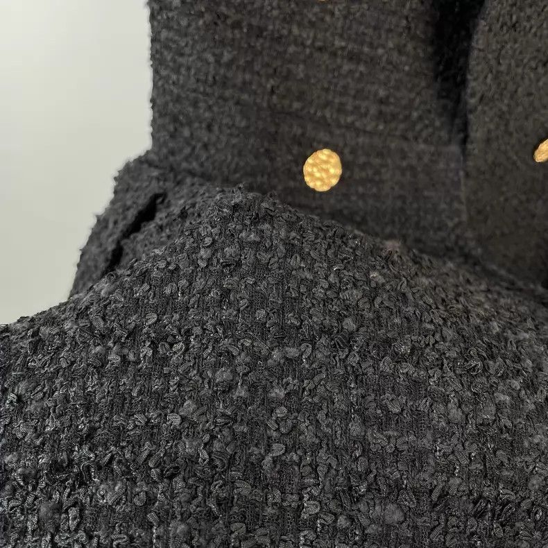Louis Vuitton Louis Vuitton Black double-breasted gold button woolen sle Size XXS / US 00 / IT 34 - 5 Thumbnail
