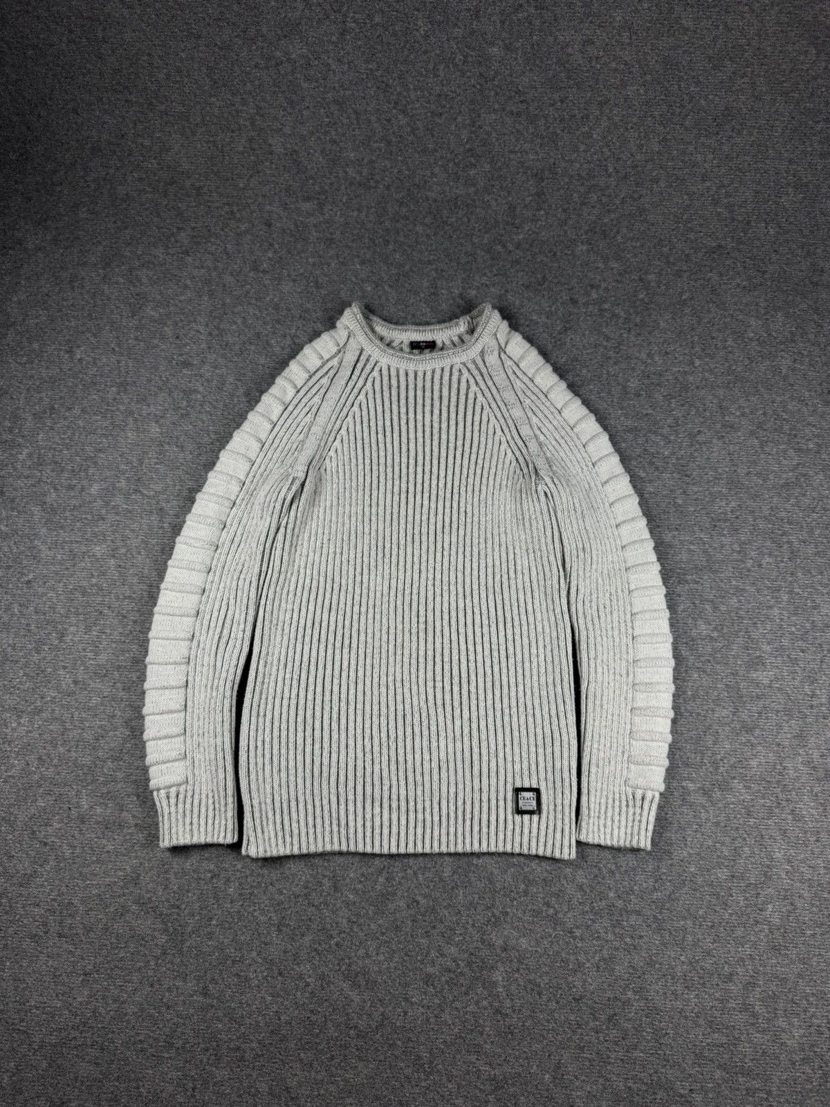 Japanese Brand Vintage japanese brand avant garde sweater pullover knit Size US M / EU 48-50 / 2 - 1 Thumbnail